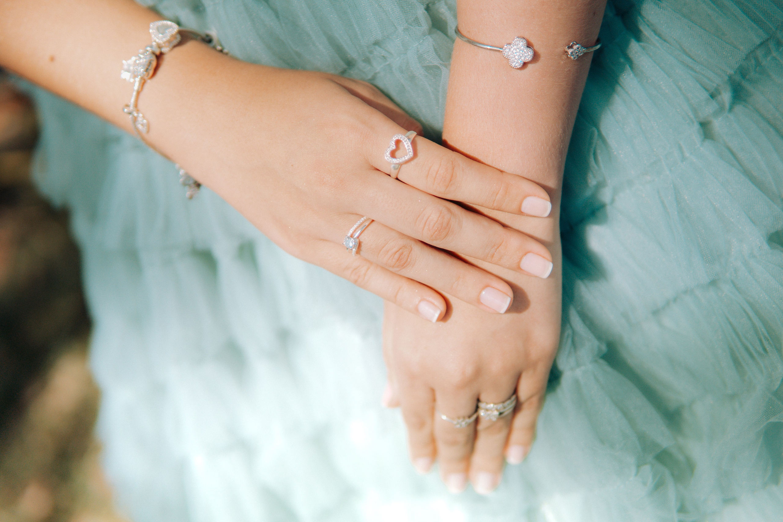 Debutante. Reference Visuals