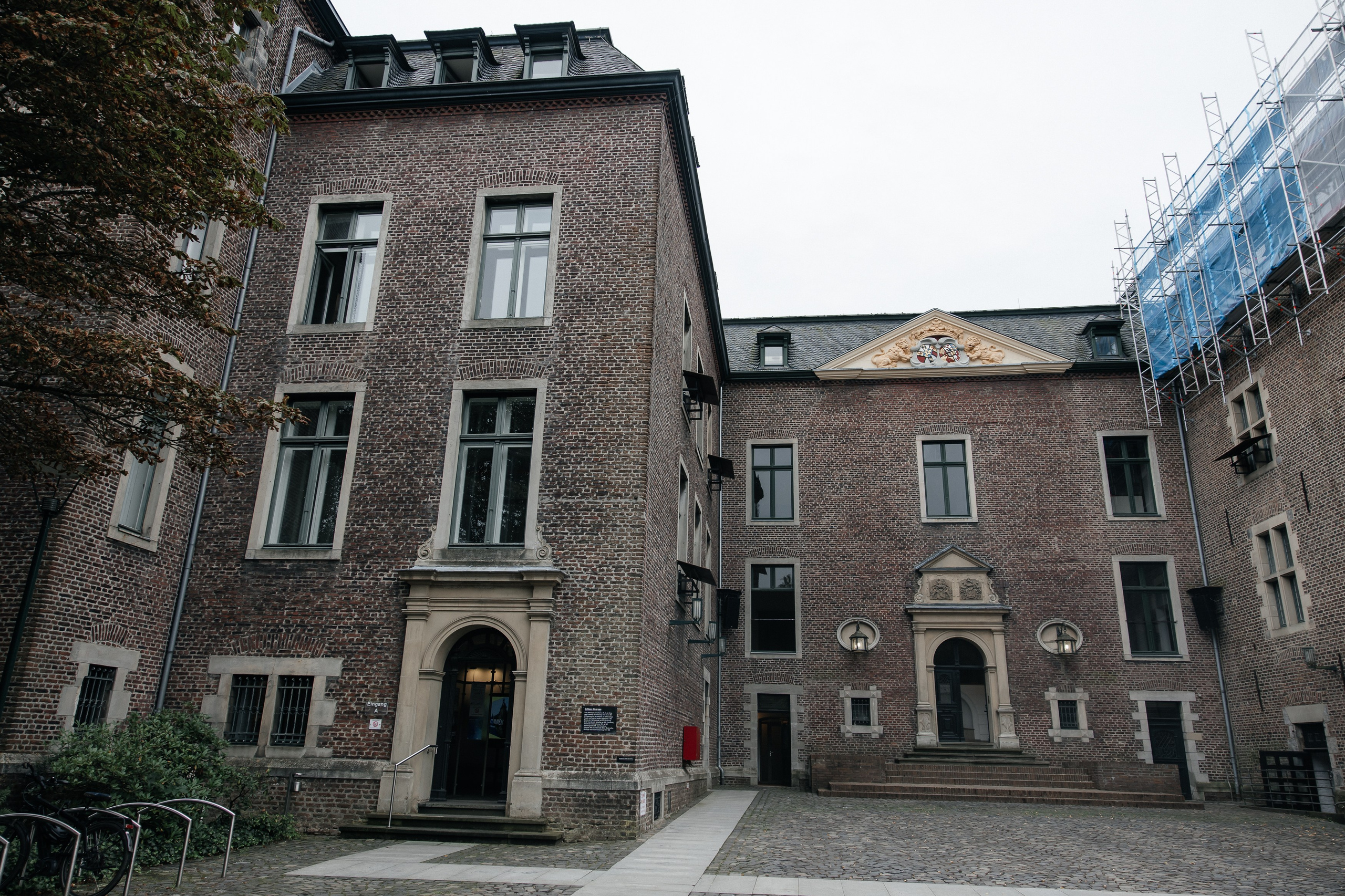 Yvonne & Eric Schloss Neersen. Familien & Hochzeitfotografin Nadja Holzmann