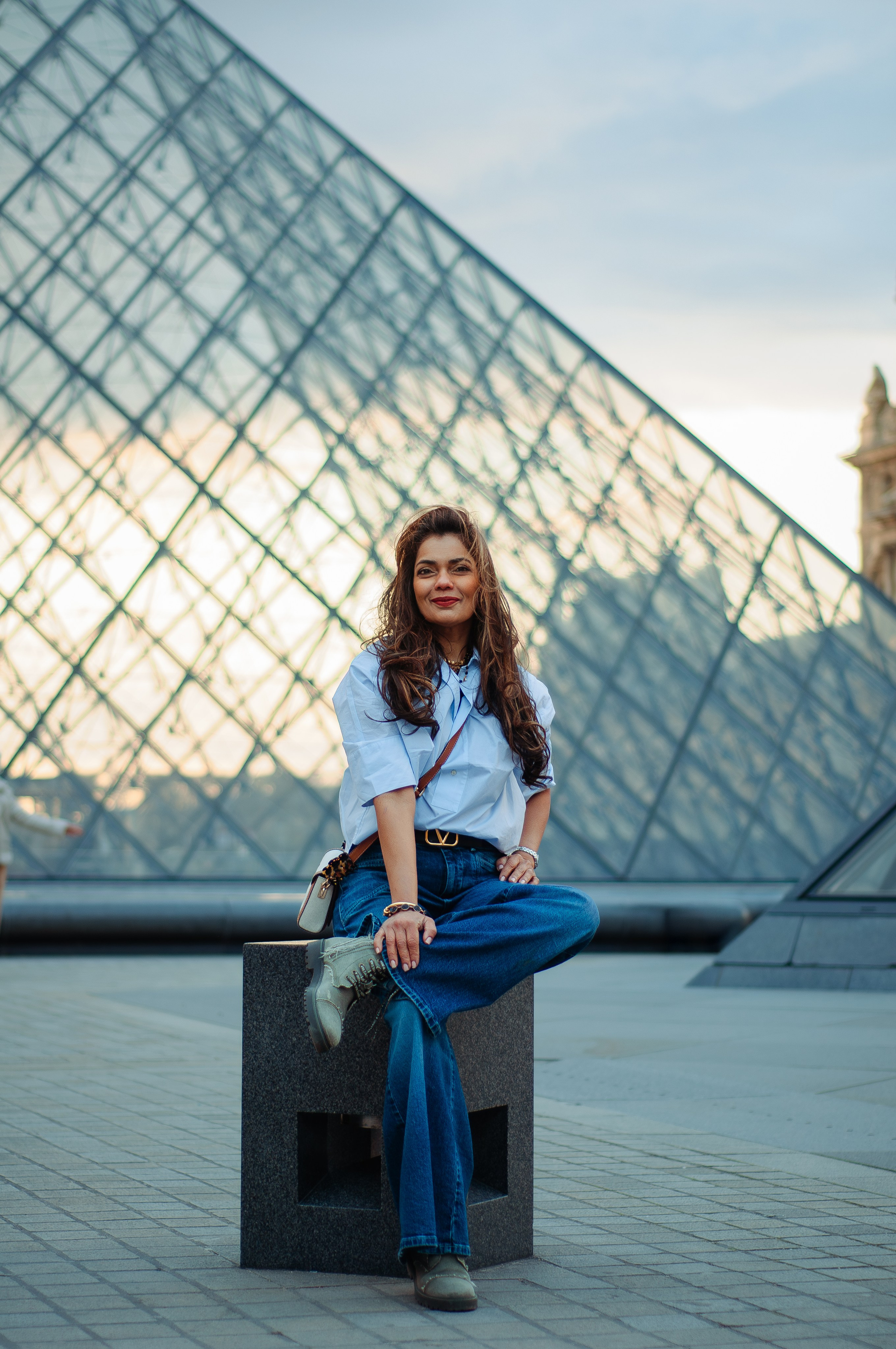 Фотосессия у Лувра. Фотограф в Париже Полина Осипова