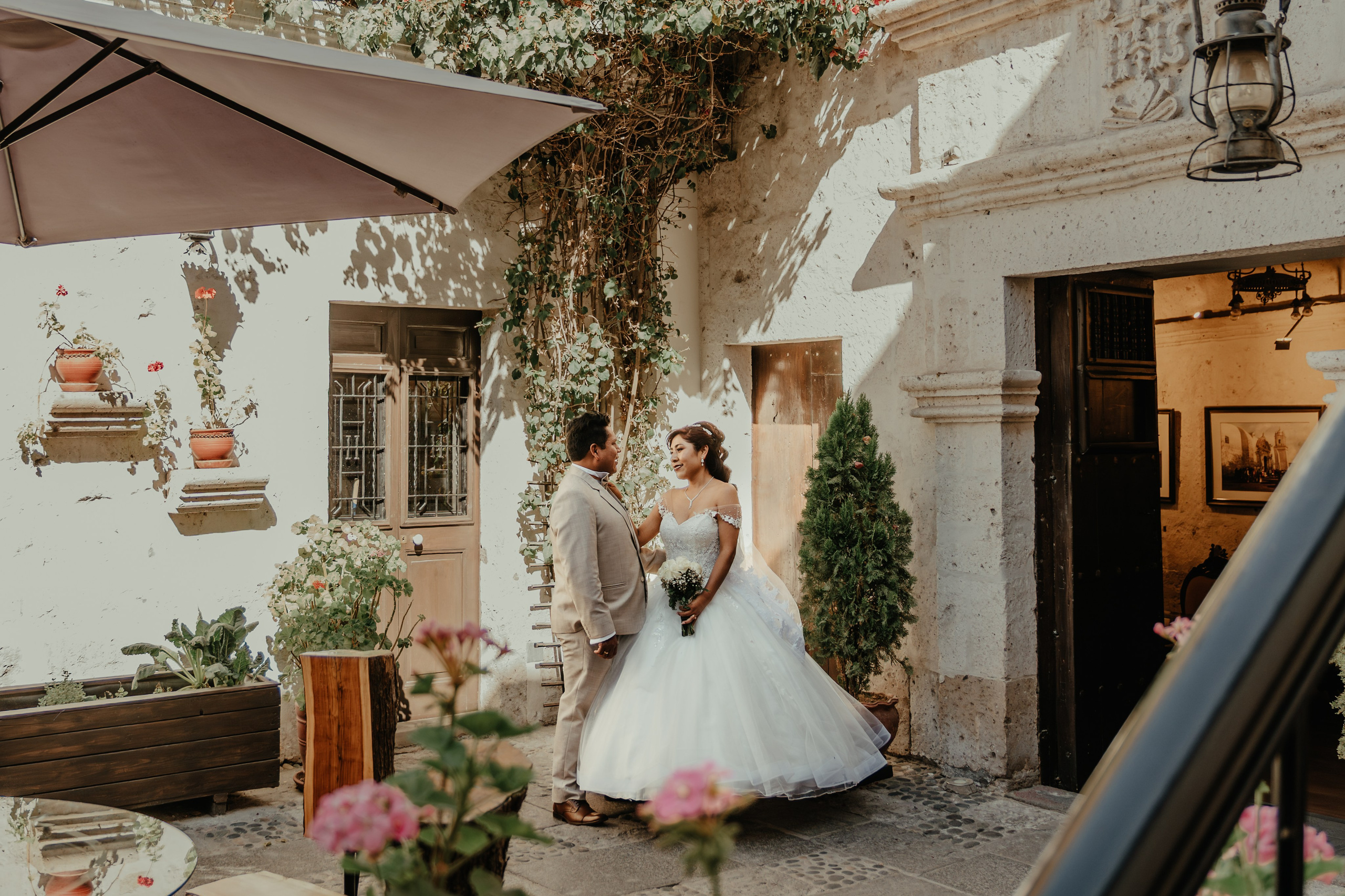 VANESSA + FRANKLIN BODA RELIGIOSA. Studio KVTA | Fotografía y Video de Bodas en Arequipa