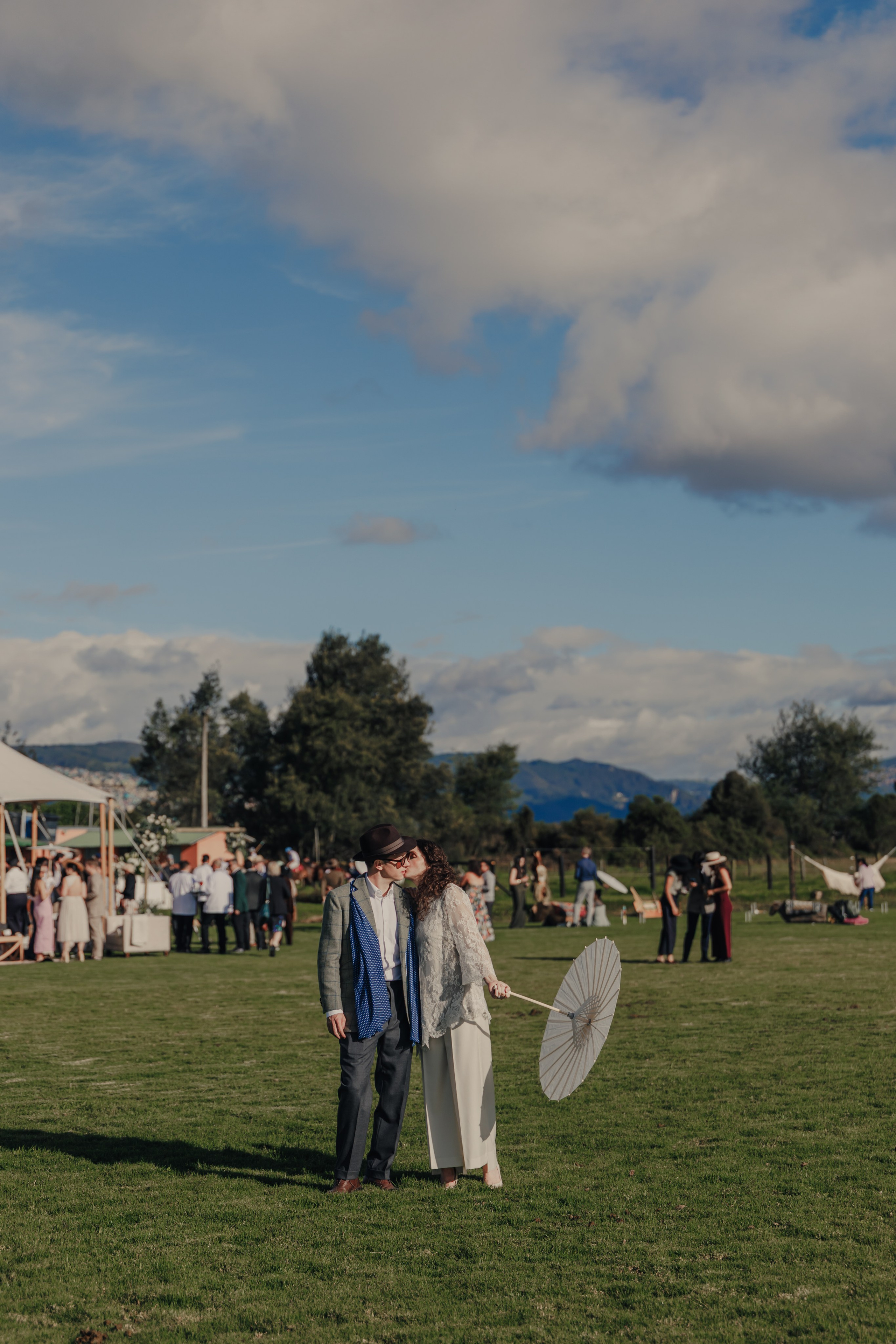 Ana & Sam. UNTERCIO BODAS