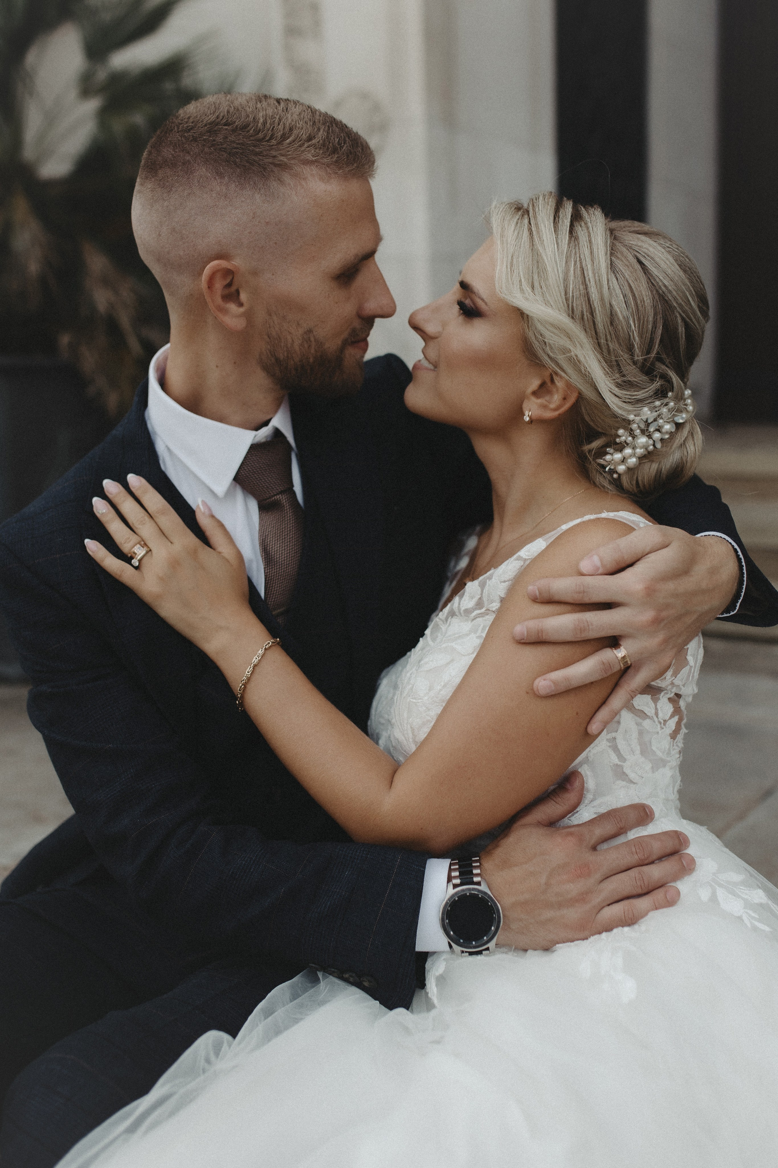 K&V. Wedding and Portrait Photographer Evie Moon