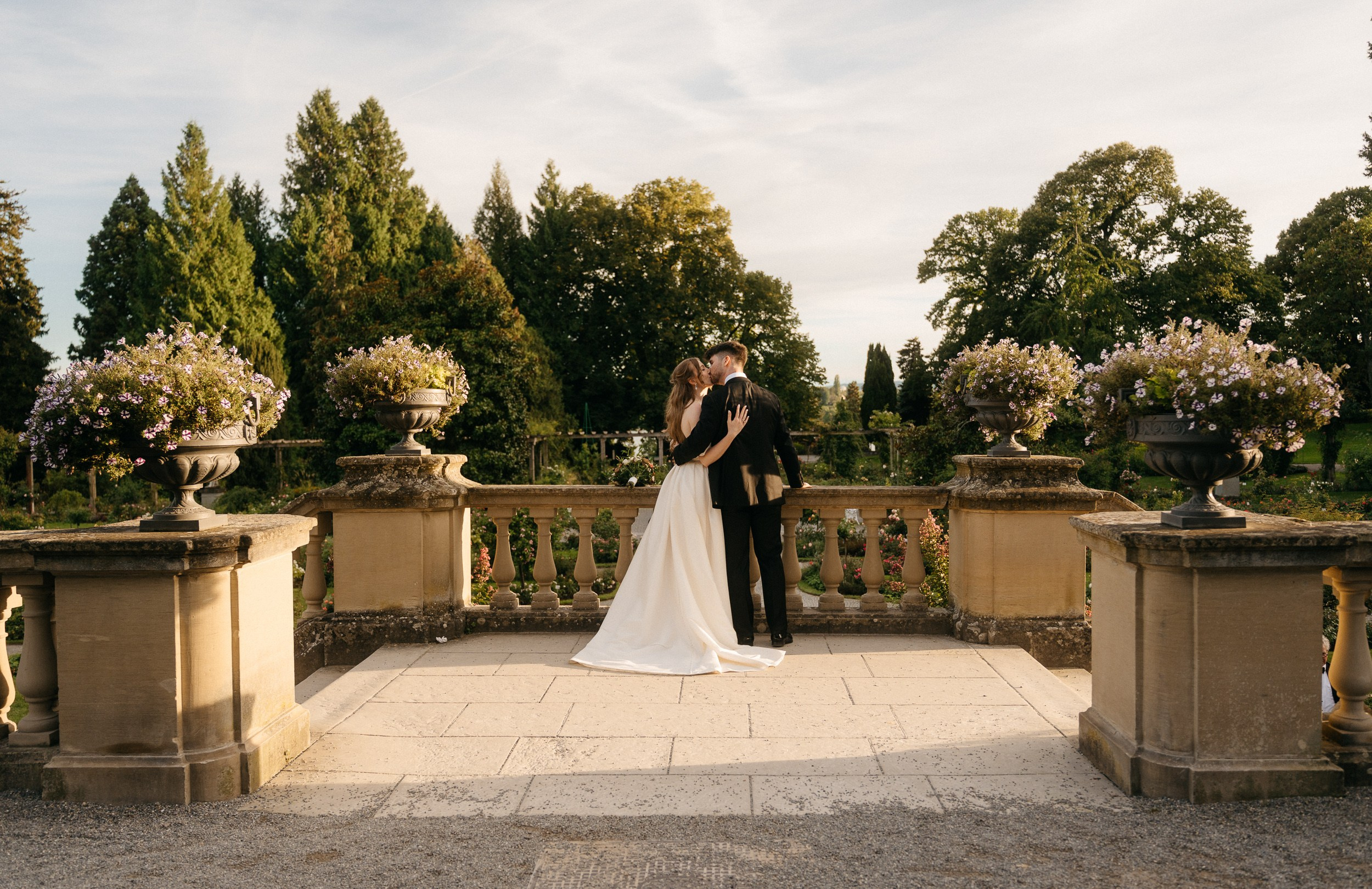 Brautpaar im Rosengarten Insel Mainau Hochzeit
