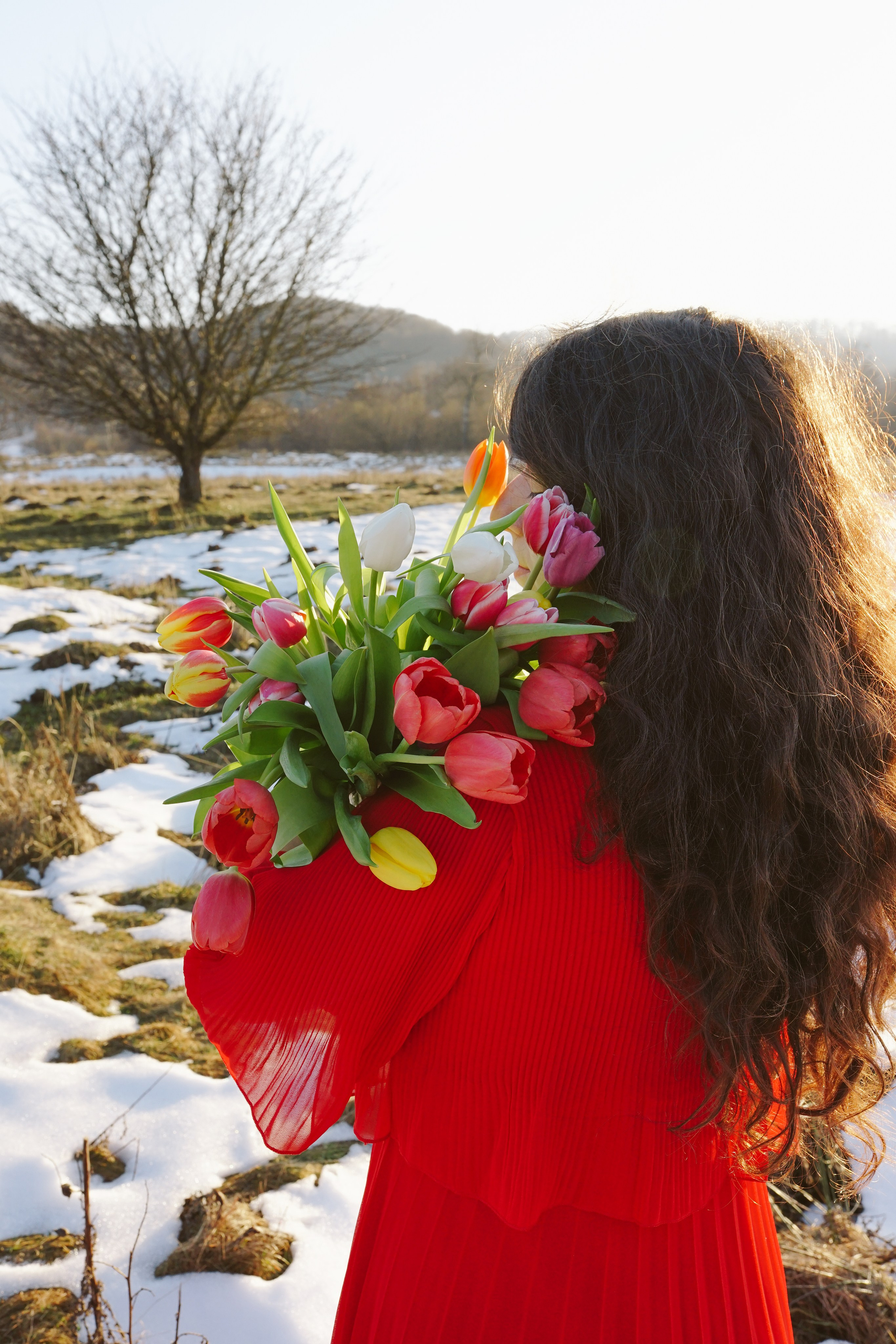 Mărțișorul x Mes Amis: O Poveste de Primăvară | Mădălina Beda. Madalina Beda- Artist vizual, fotograf, doula la nastere, consultant babywearing Brasov si in toata tara