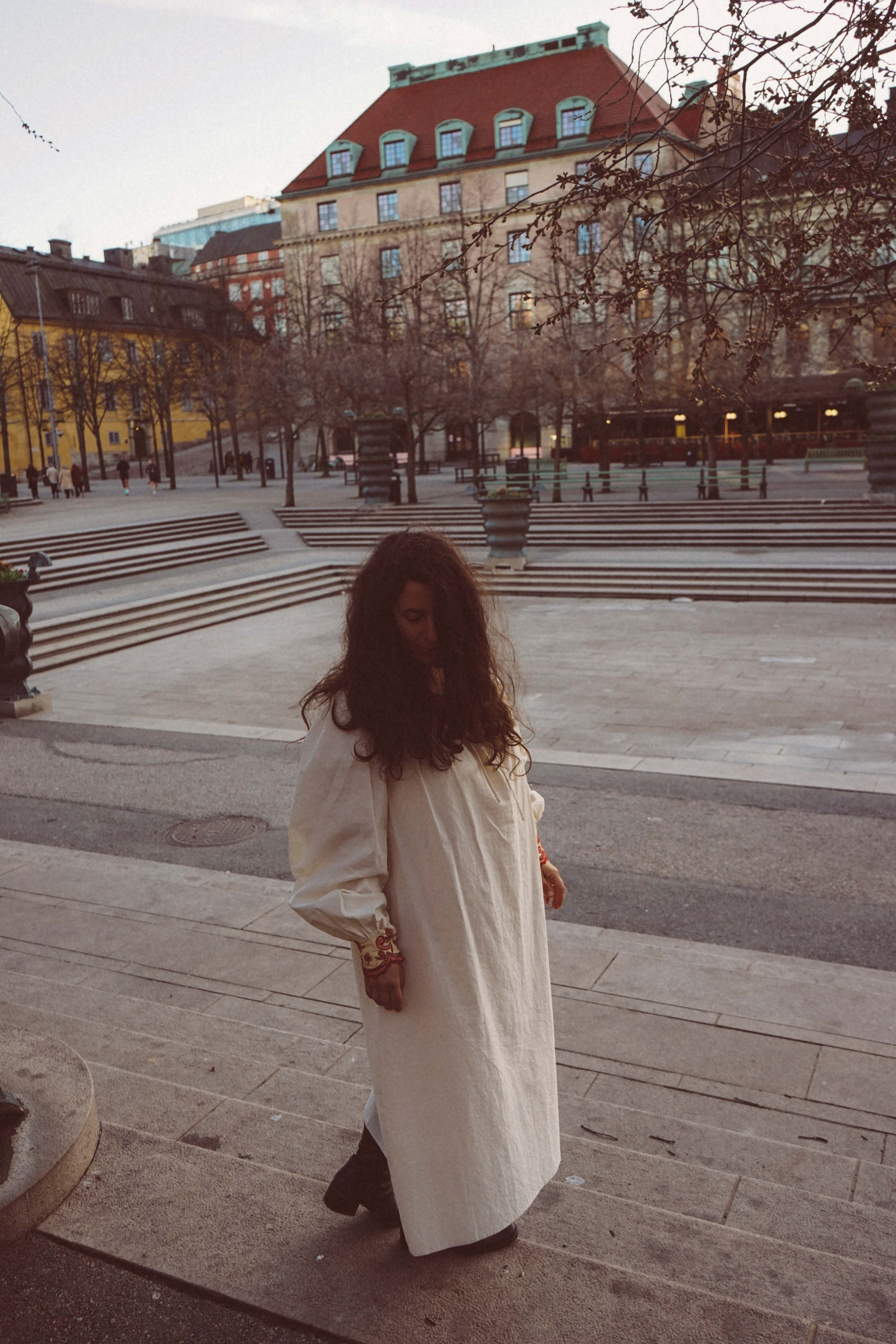 Fotografie de portret și fine art | Mi-e sete de soarele din Stockholm x Lilibeth. Madalina Beda- Artist vizual, fotograf, doula la nastere, consultant babywearing Brasov si in toata tara