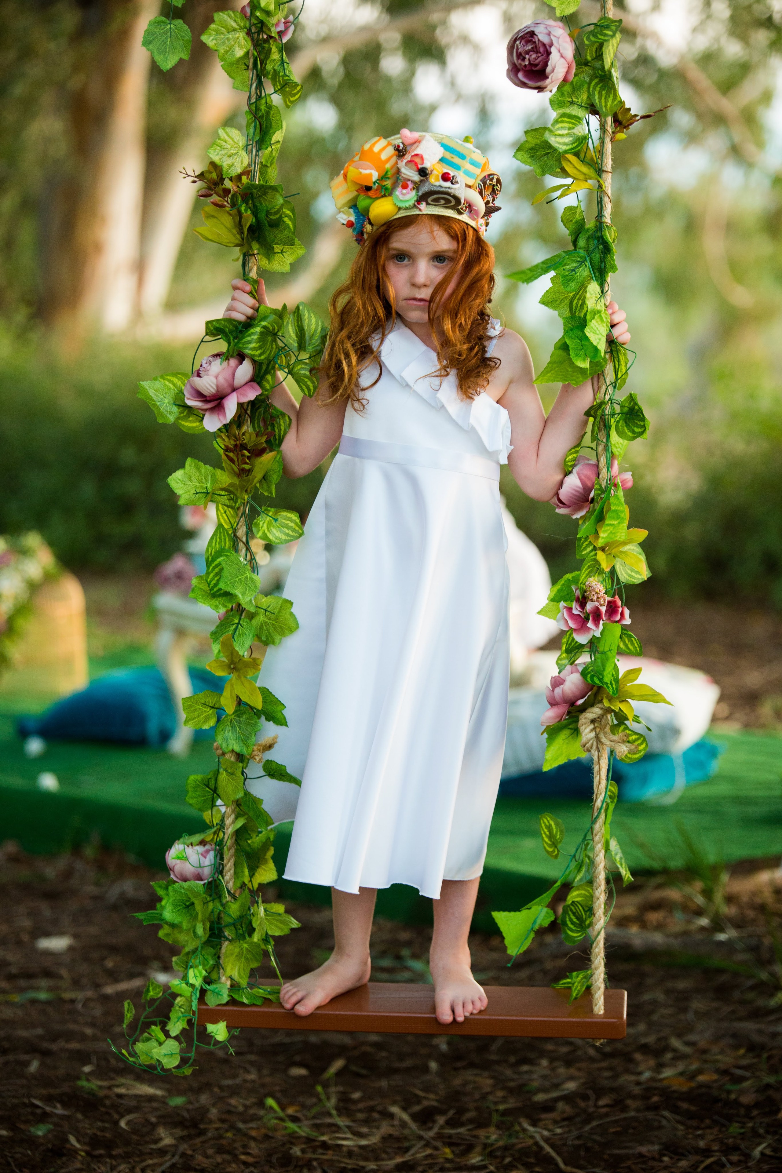 Little bridesmaids. AMIR BUCHNIK PHOTOGRAPHER