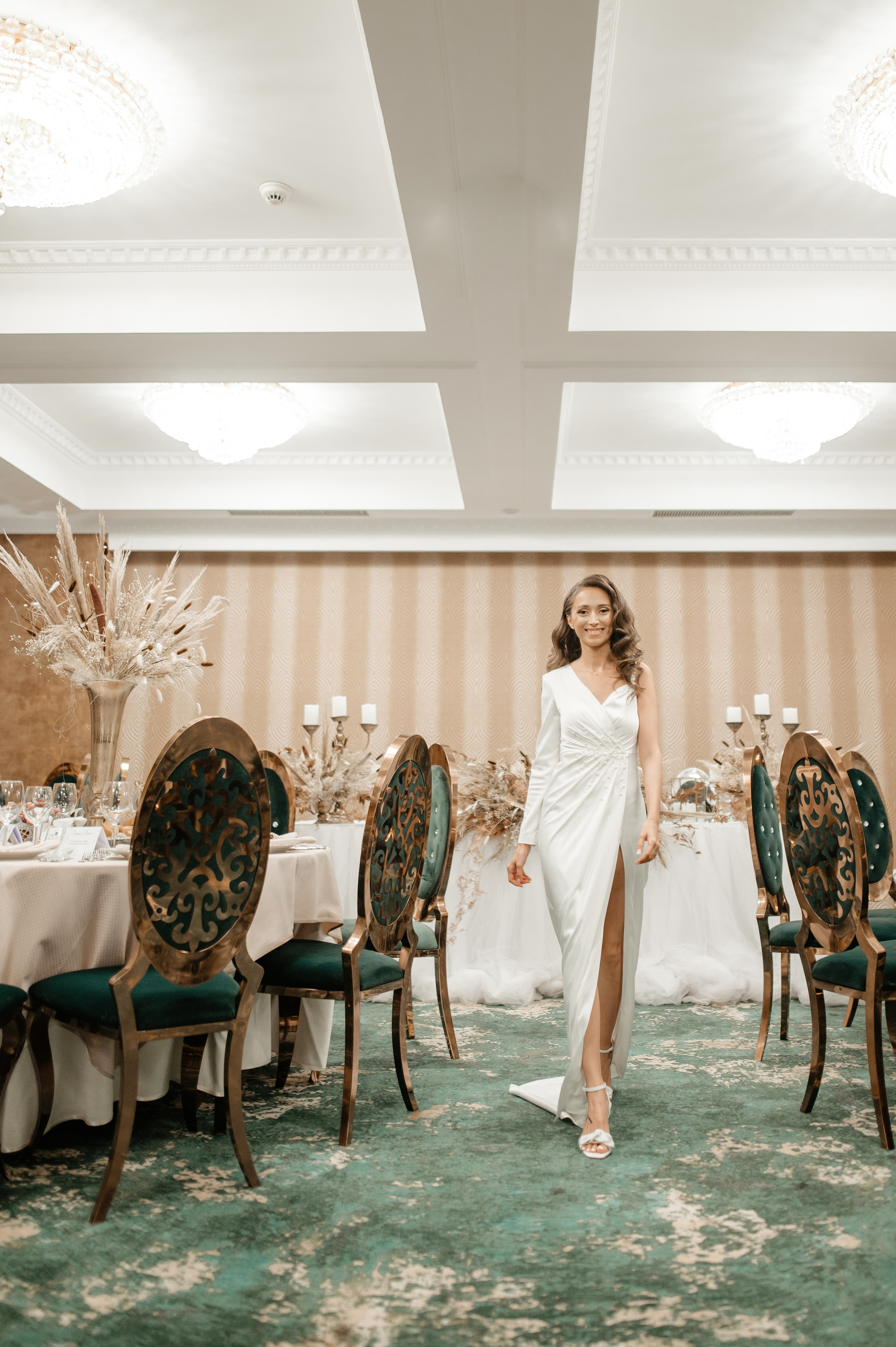 Nunta toamna La Castel. Proud Vision Weddings | Wedding Photography & Film — Servicii profesionale Foto Video Nunta Iasi