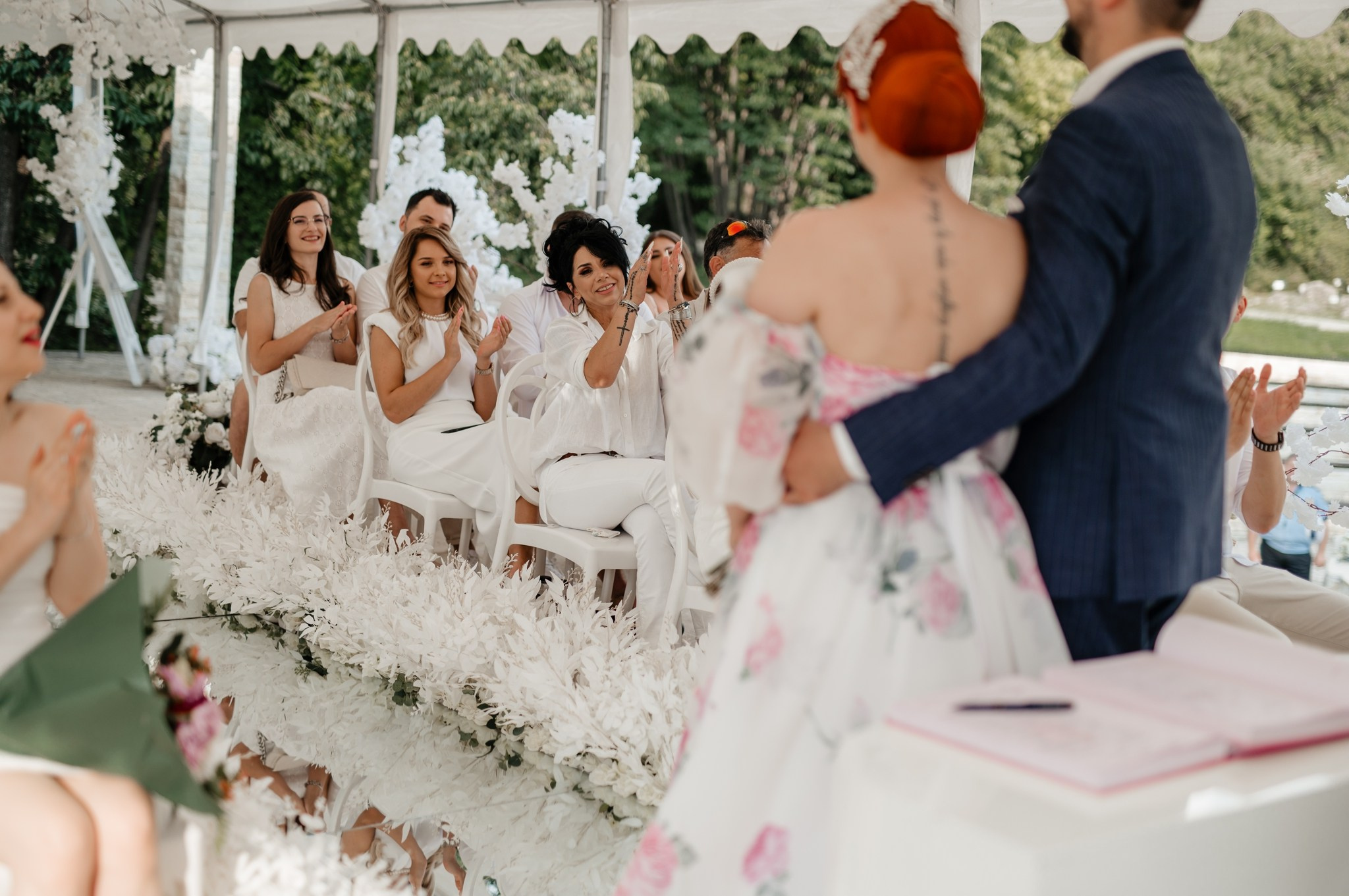 Ceremonia civila in Gradina Botanica Iasi. Proud Vision Weddings | Wedding Photography & Film — Servicii profesionale Foto Video Nunta Iasi