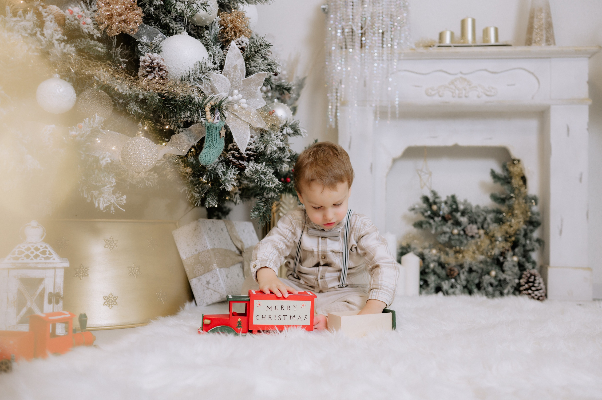 Sedinta foto craciun. Proud Vision Weddings | Wedding Photography & Film — Servicii profesionale Foto Video Nunta Iasi