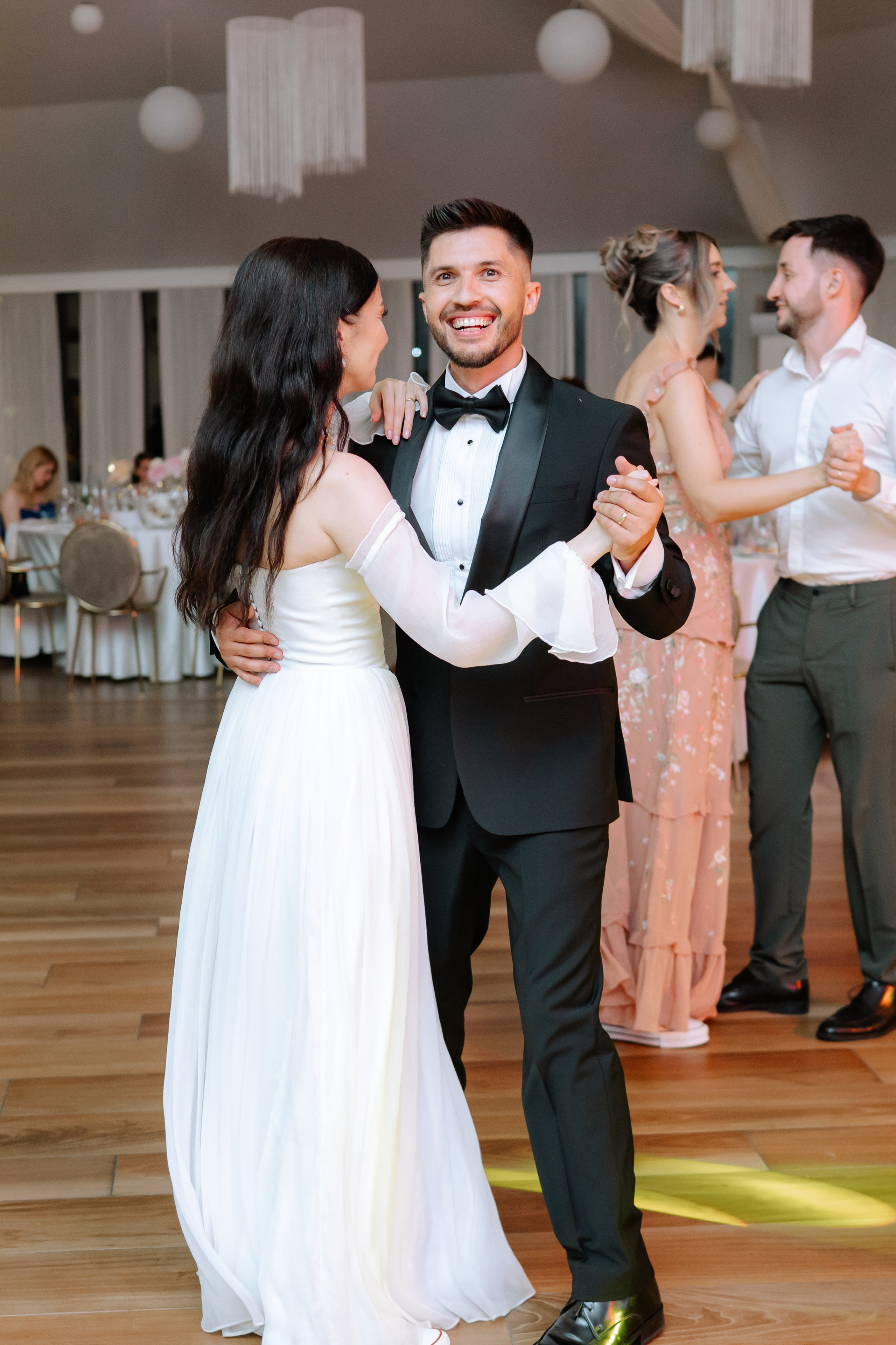 Alina + Gabriel | Liria. Proud Vision Weddings | Wedding Photography & Films — Servicii profesionale Foto Video Nunta Iasi