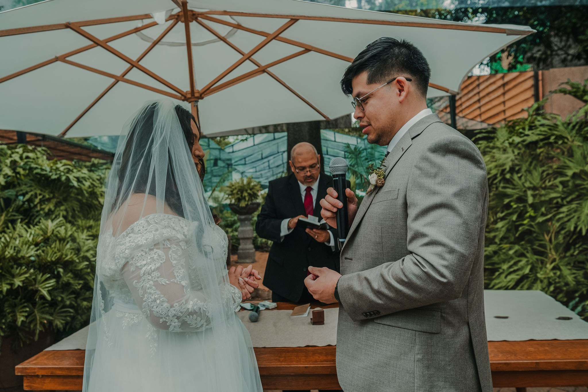 Arely & Eddie. Wedding and family photographer in Mexico City