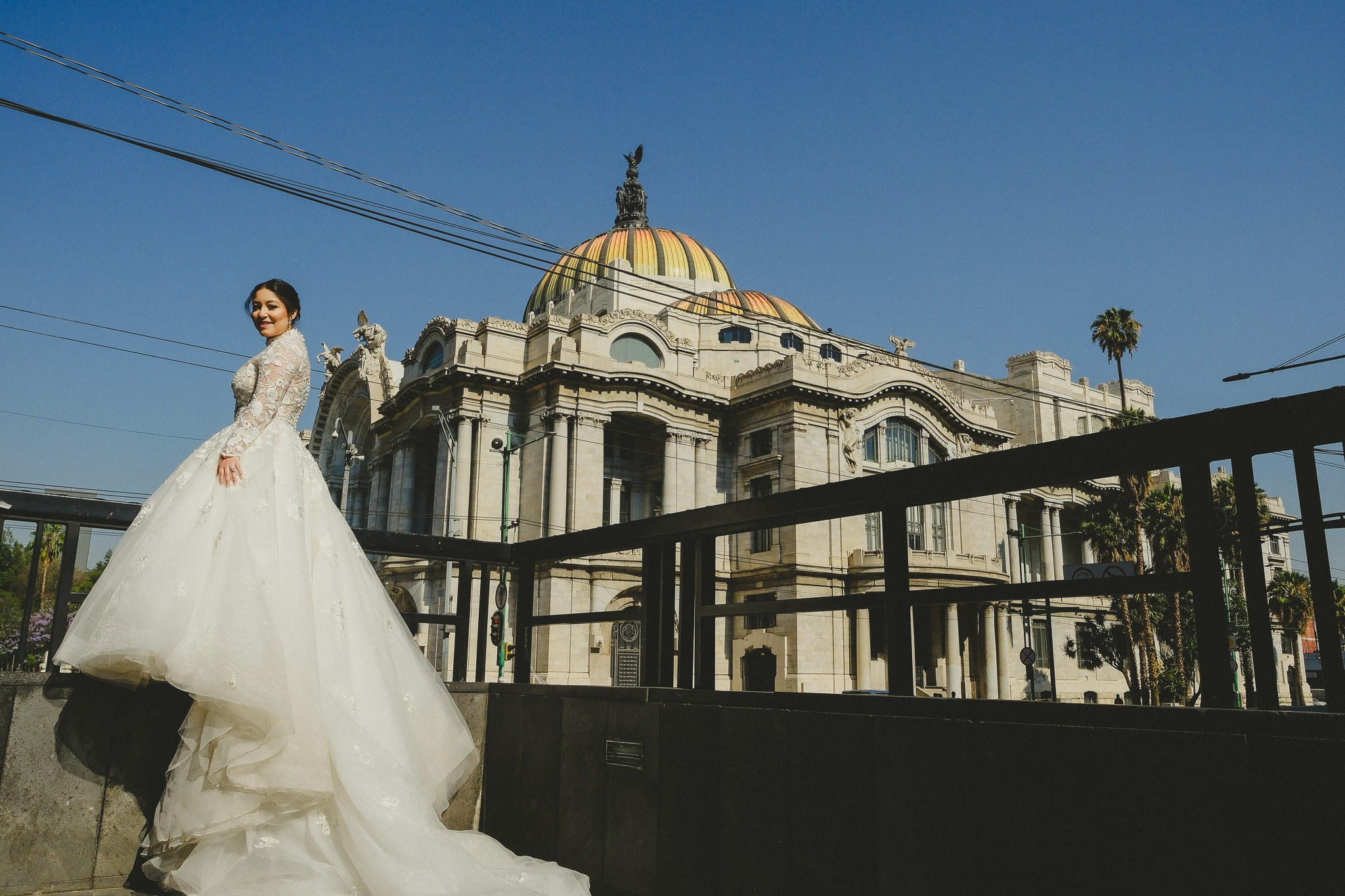 Isavira & Andrew. Wedding and family photographer in Mexico City