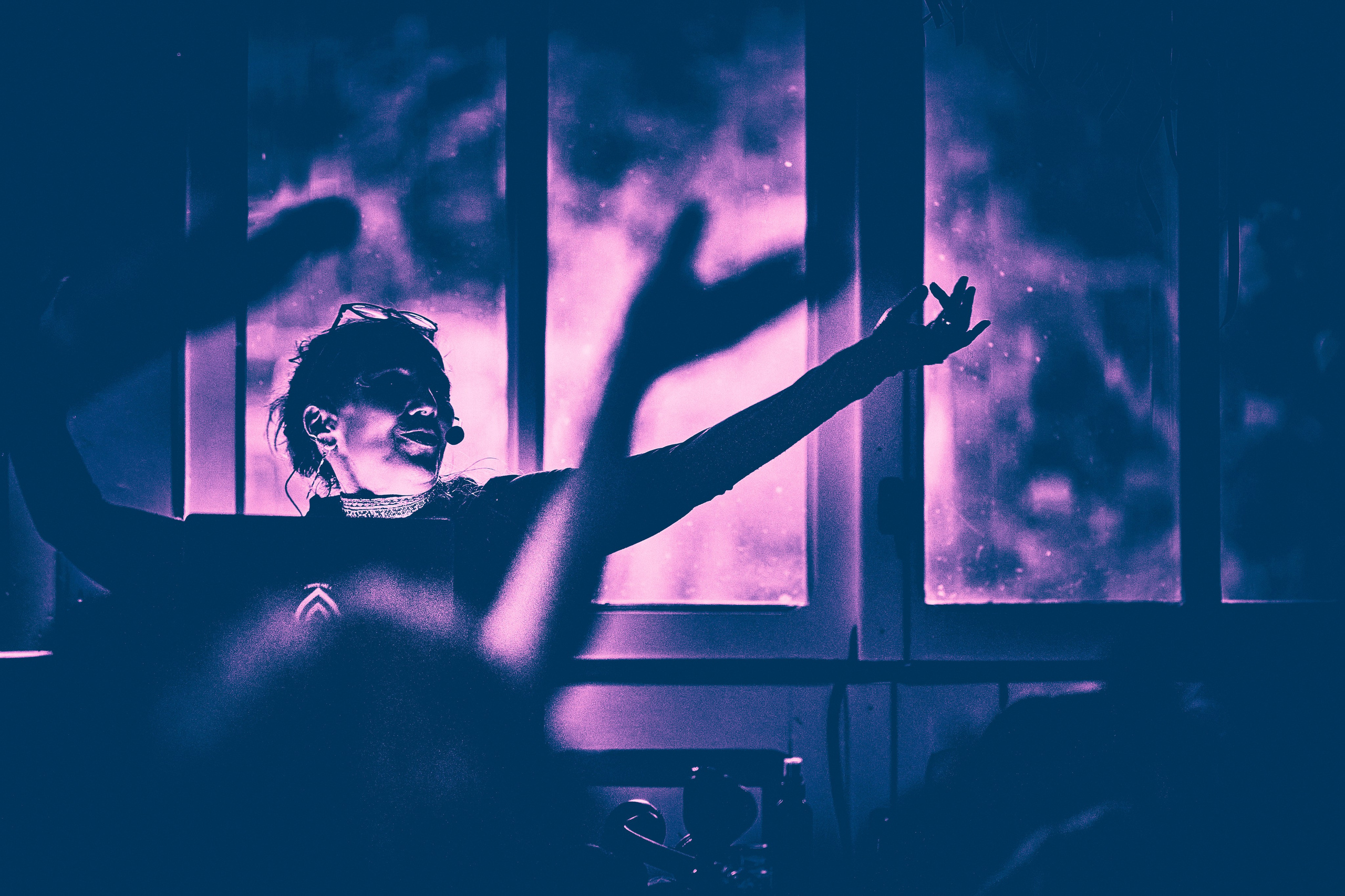 Anna Sierpowska - Movement Medicine na Mikrofestiwalu „2uRodziny Turkusowej Wyspy. Andriej Szypilow — Photography & Videography