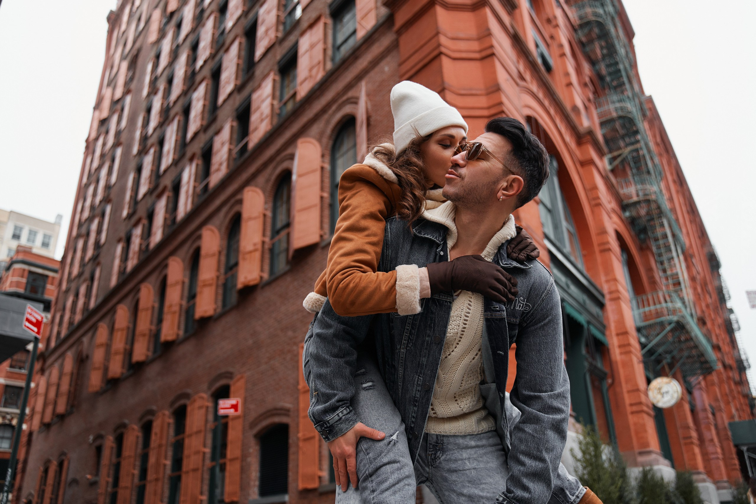 Engagement photo shoot NYC. Professional Wedding and event photographer USA New York