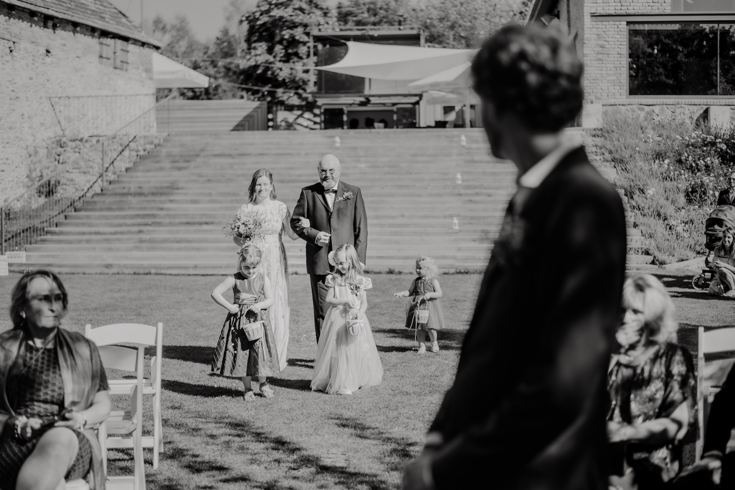 Czech and Portugal Photographer. Lifestyle, wedding and family photographer