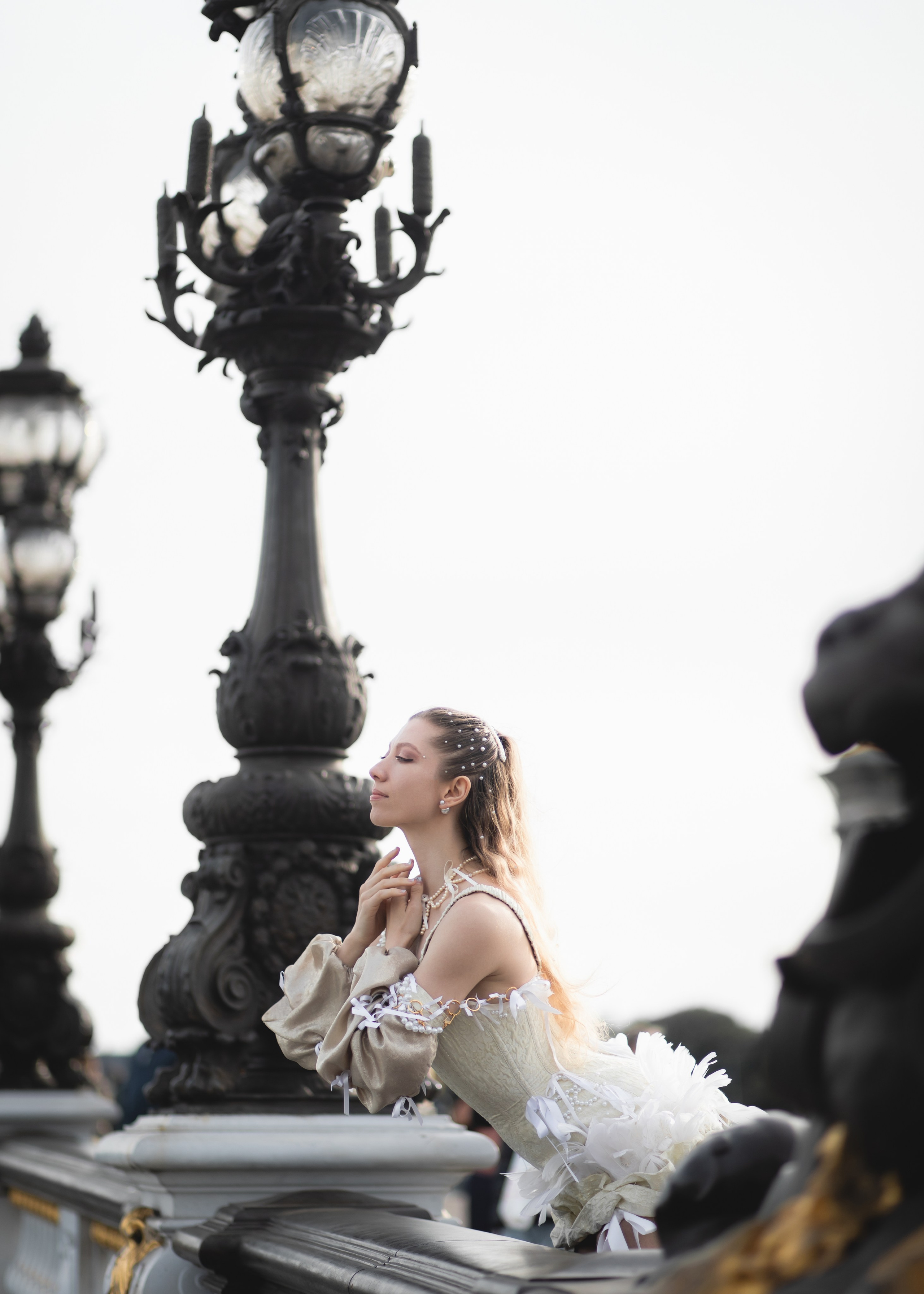 Ballerina in Paris. Professional wedding photographer in Copenhagen, Denmark — Julia Byron