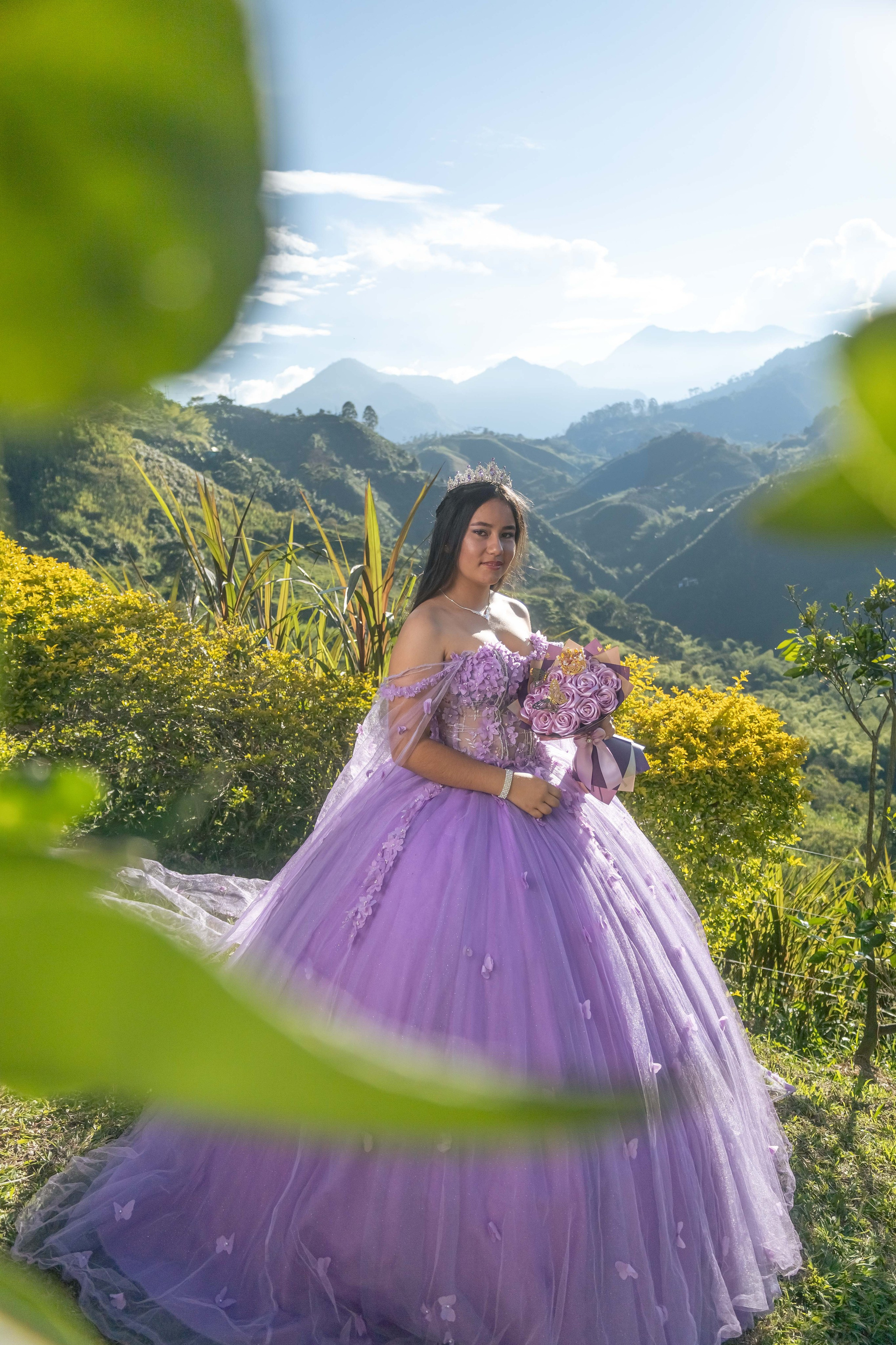 Fotógrafo para fiestas de 15 años pre 15 años álbum de fotos para 15 años fotografías de princesas las mejores fotos de 15 años. Fotografía profesional para su evento en Caldas por SERFOTOGRAFÍA