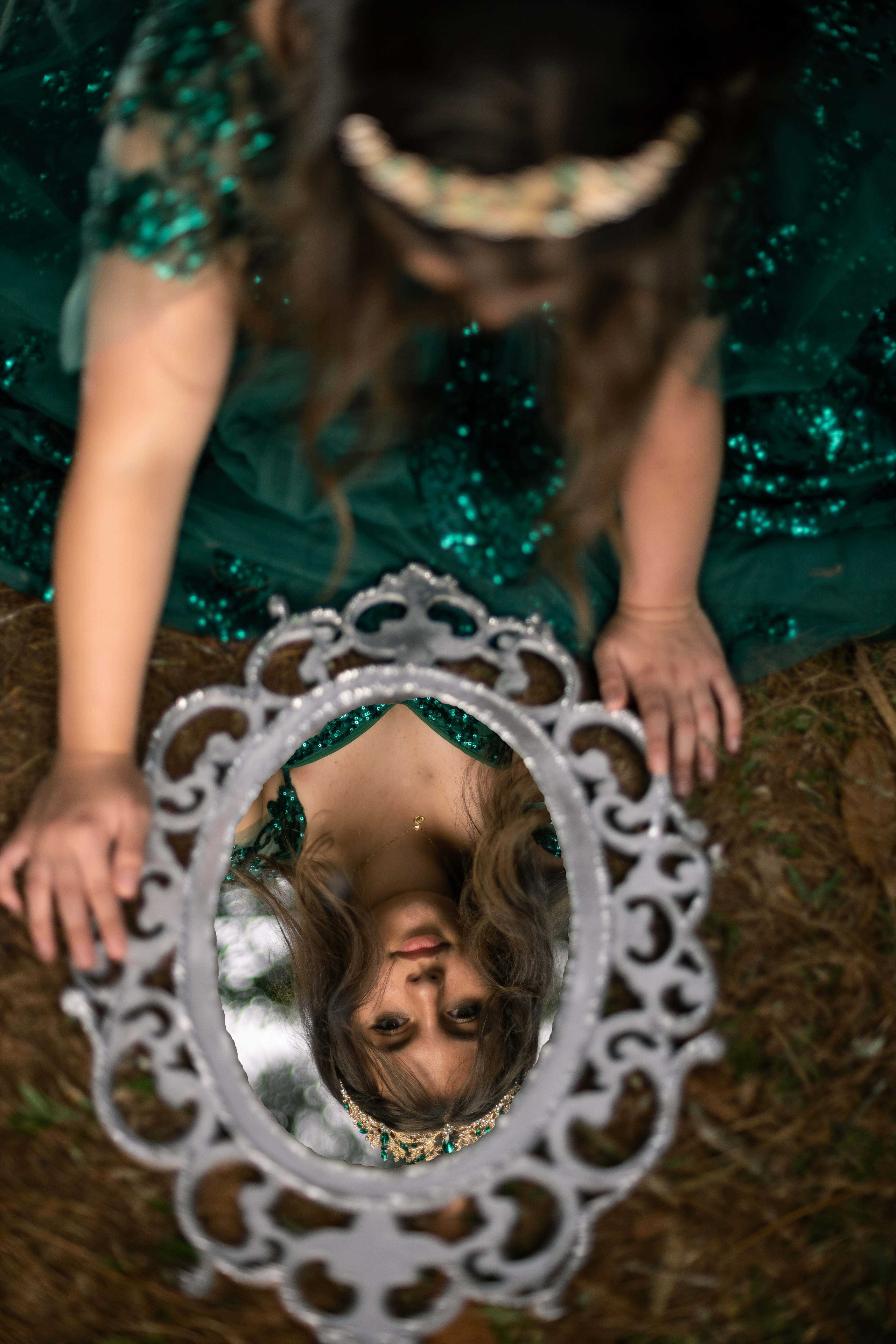 Fotógrafo para fiestas de 15 años pre 15 años álbum de fotos para 15 años fotografías de princesas las mejores fotos de 15 años. Fotografía profesional para su evento en Caldas por SERFOTOGRAFÍA