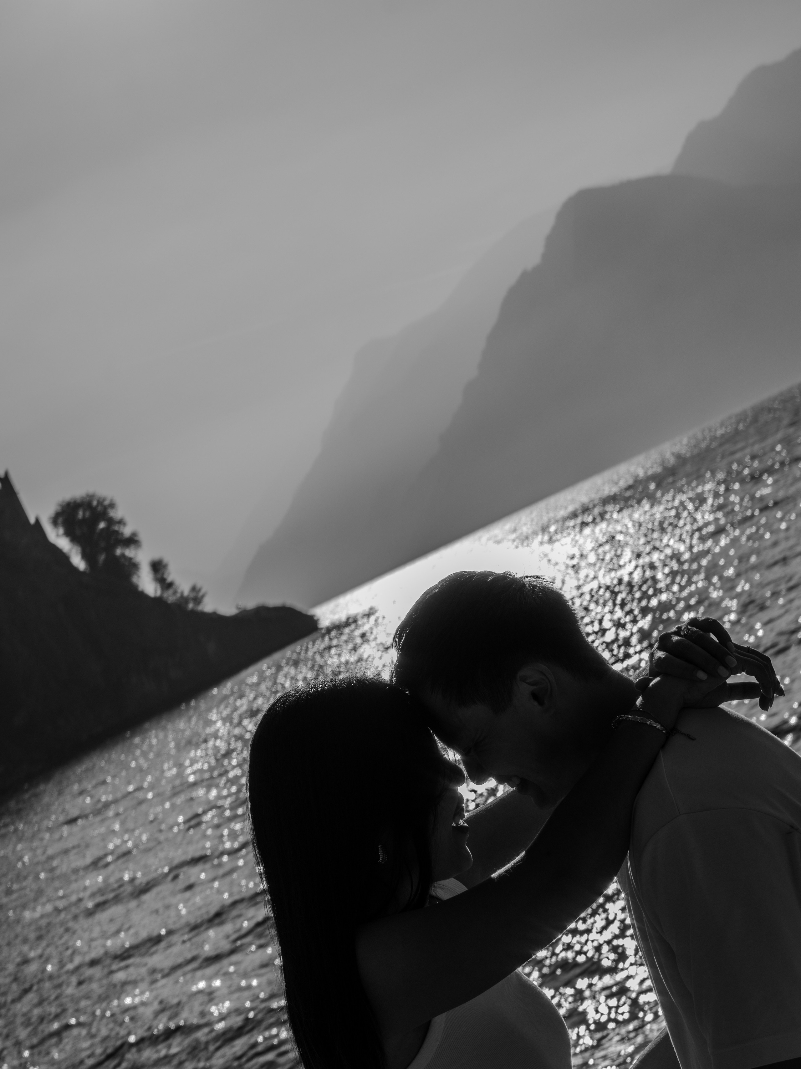 Couple celebrating elopement at sunset. Malcesine