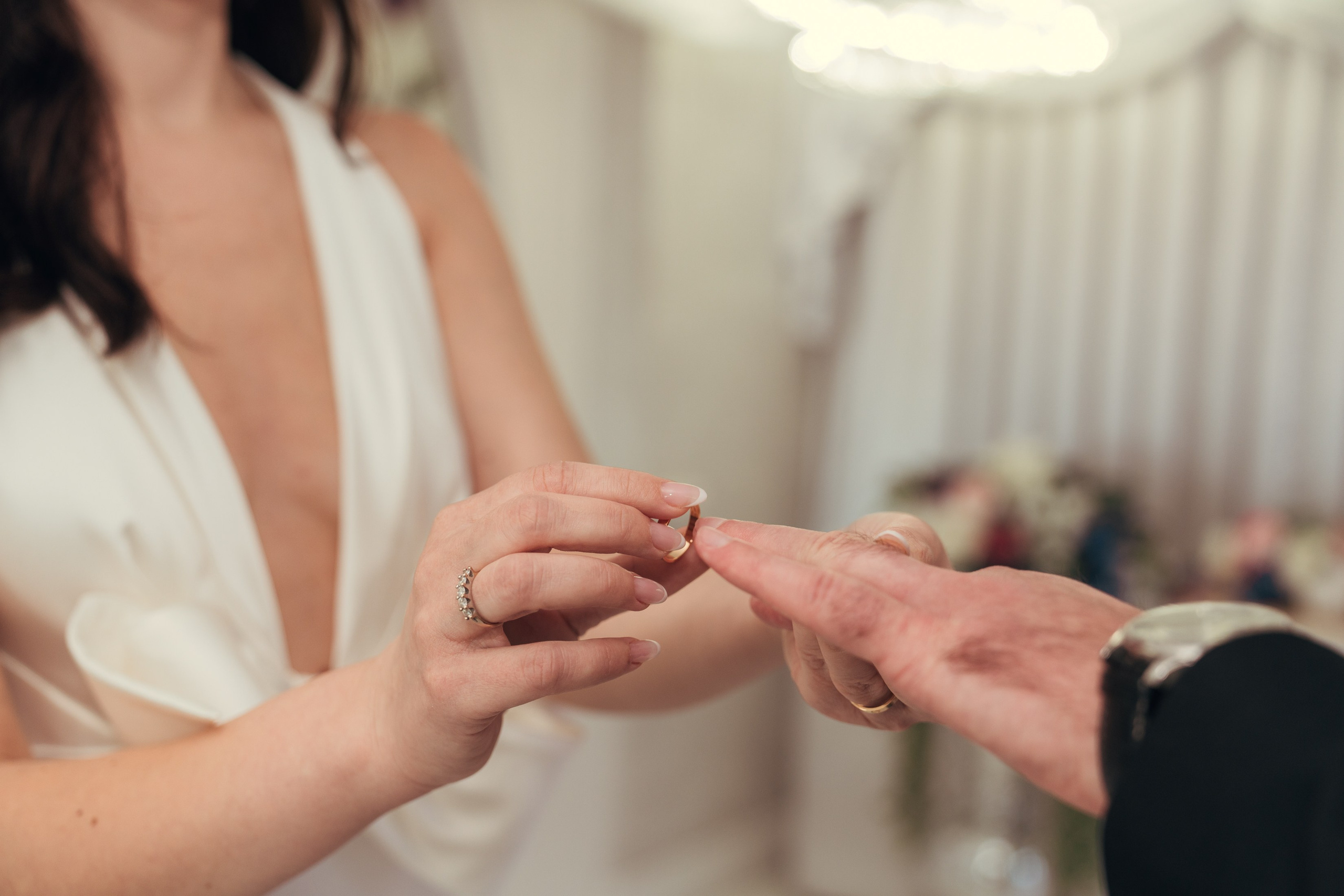 Zenaida&Eros. Wedding & elopement photographer Viktoriya Kravtsov. Las Vegas