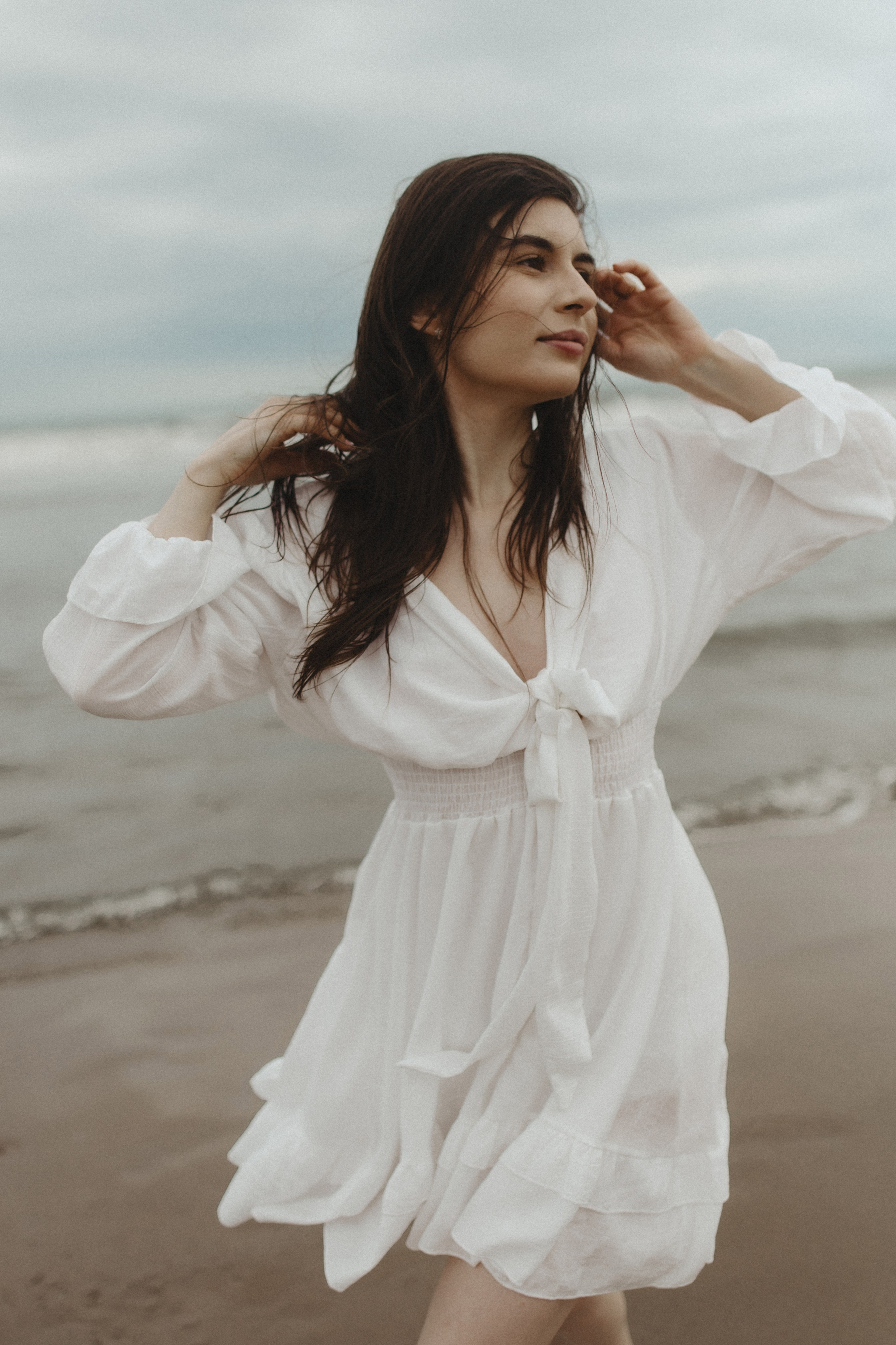 Seaside Session. Wedding and Portrait Photographer Evie Moon
