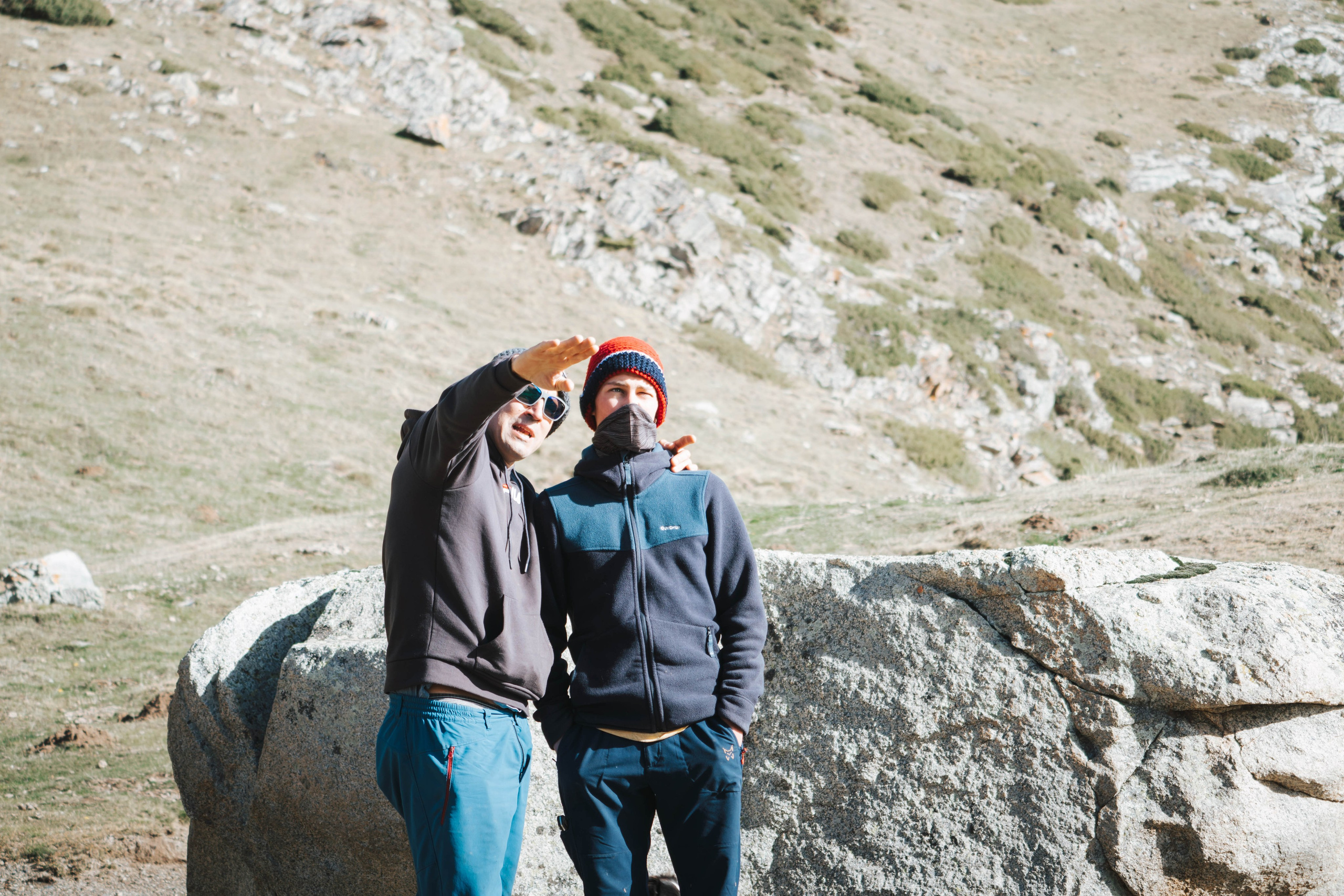 Salto de agua Mainera, Estación de esquí abandonada, Llesui. Alba del Norte Studio