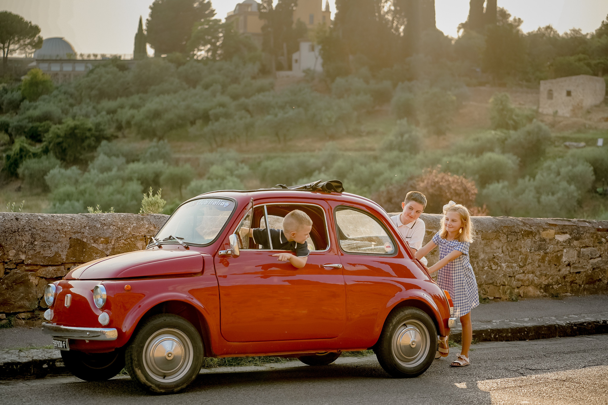 Mandy and Family. Wedding Photographer in Italy