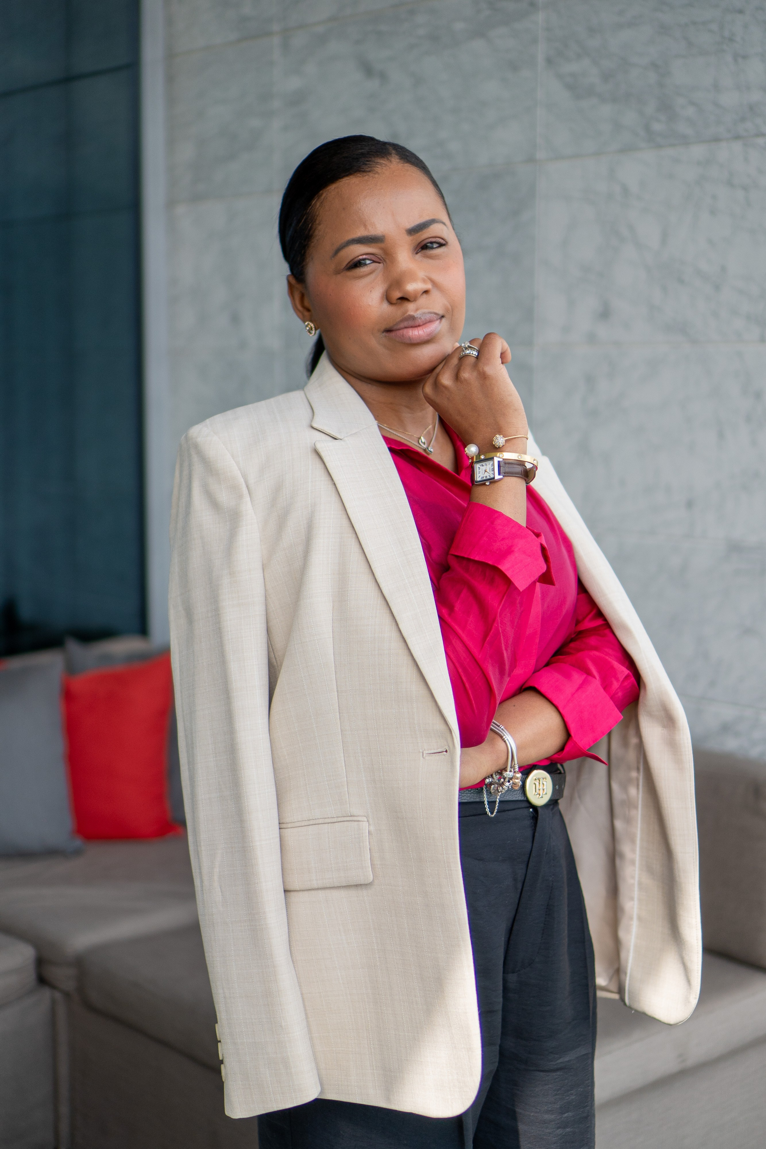 Raquel Ribeiro. Frames by Giovani Braga