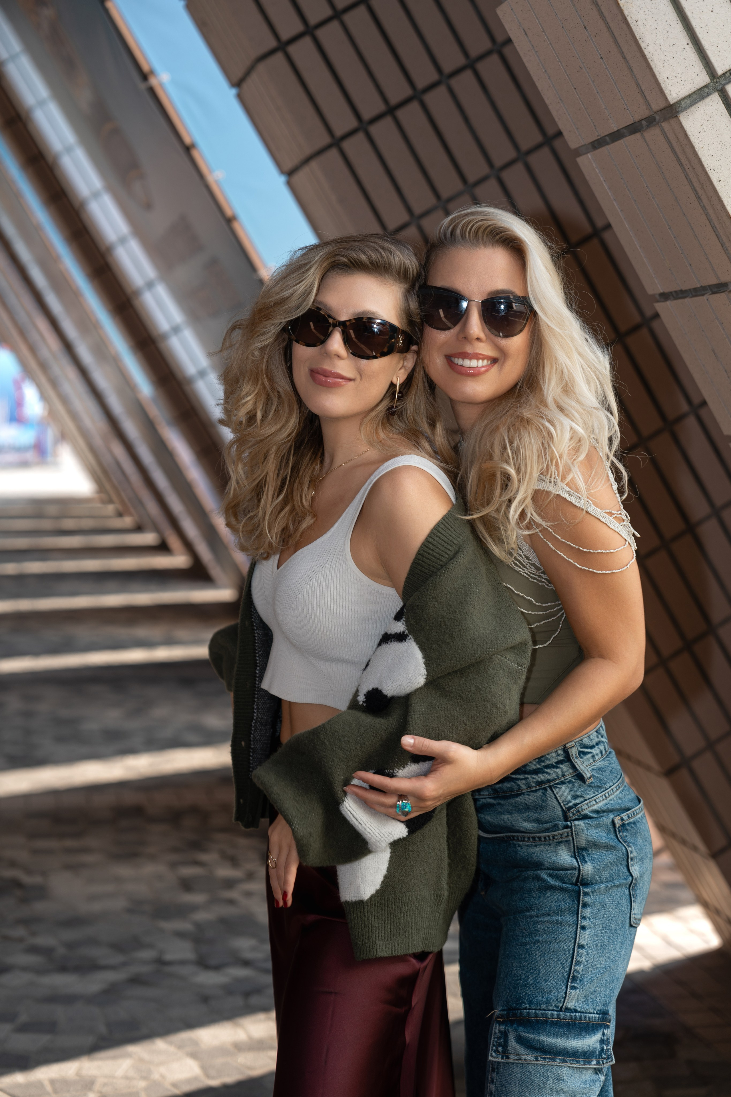 KATYA & NASTYA. PHOTOGRAPHER IN HONG KONG (WEDDING, FASHION, FAMILY, EVENTS)