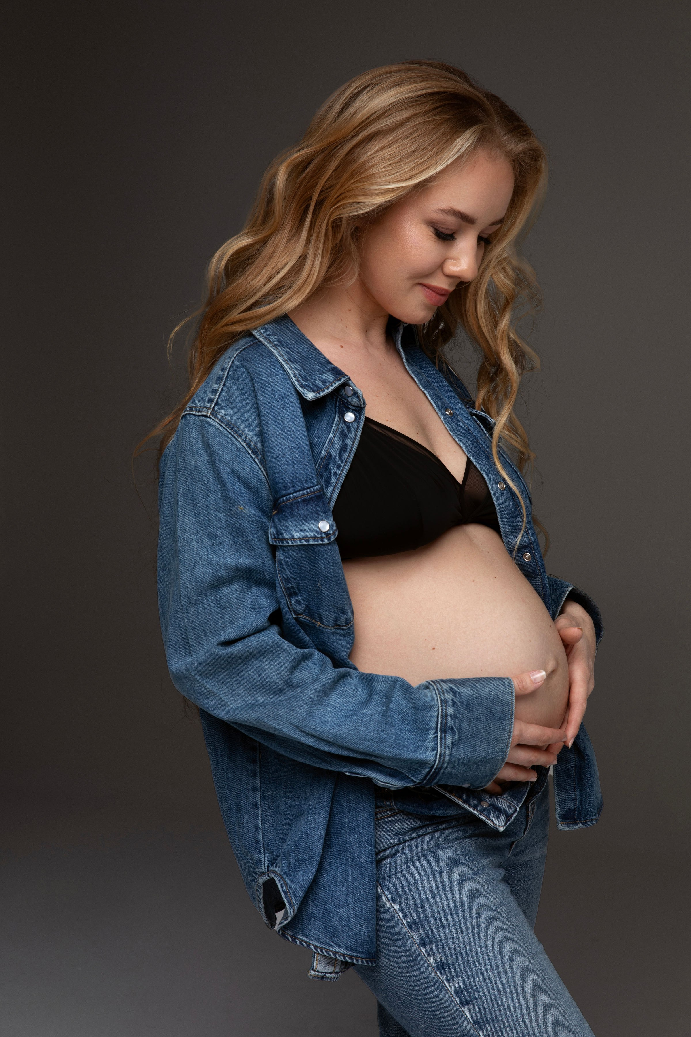 GABRIELĖ | ELEGANTIŠKA LAUKIMO FOTOSESIJA. Vestuvių ir nėščiųjų fotografė Raminta Razmaitė