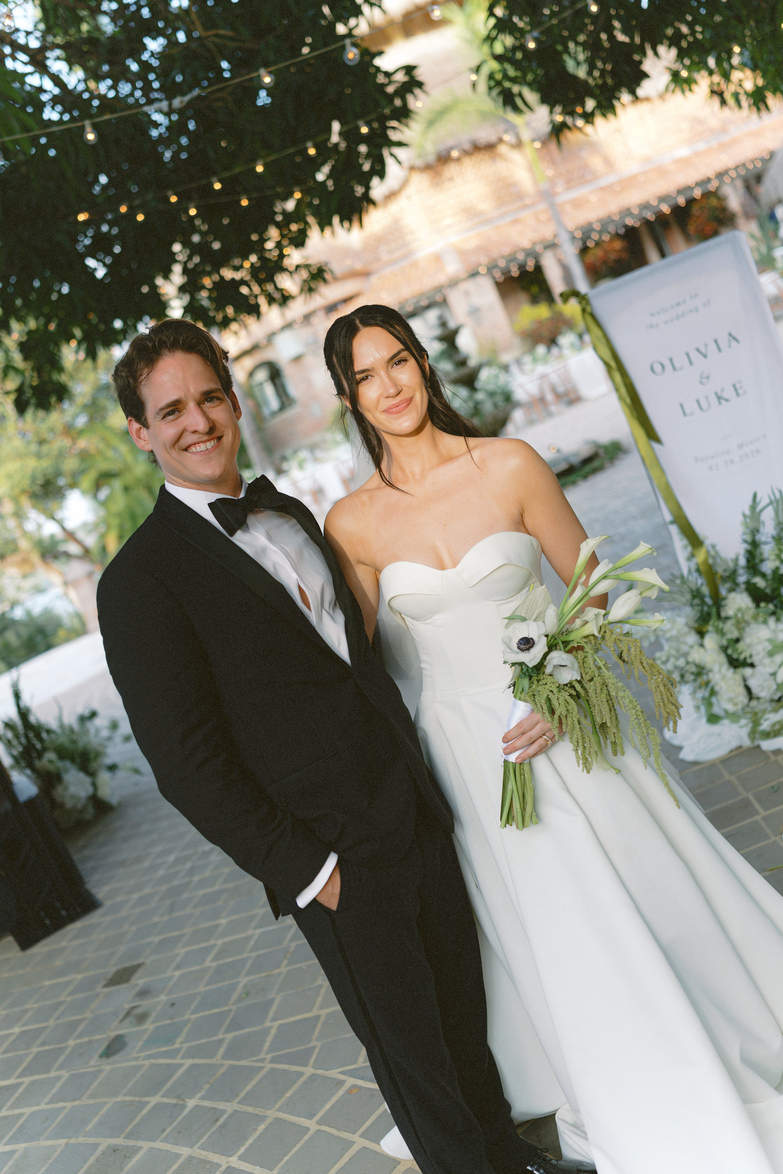 Olivia & Luke. Sayulita Wedding Photographer, Puerto Vallarta, Cabo