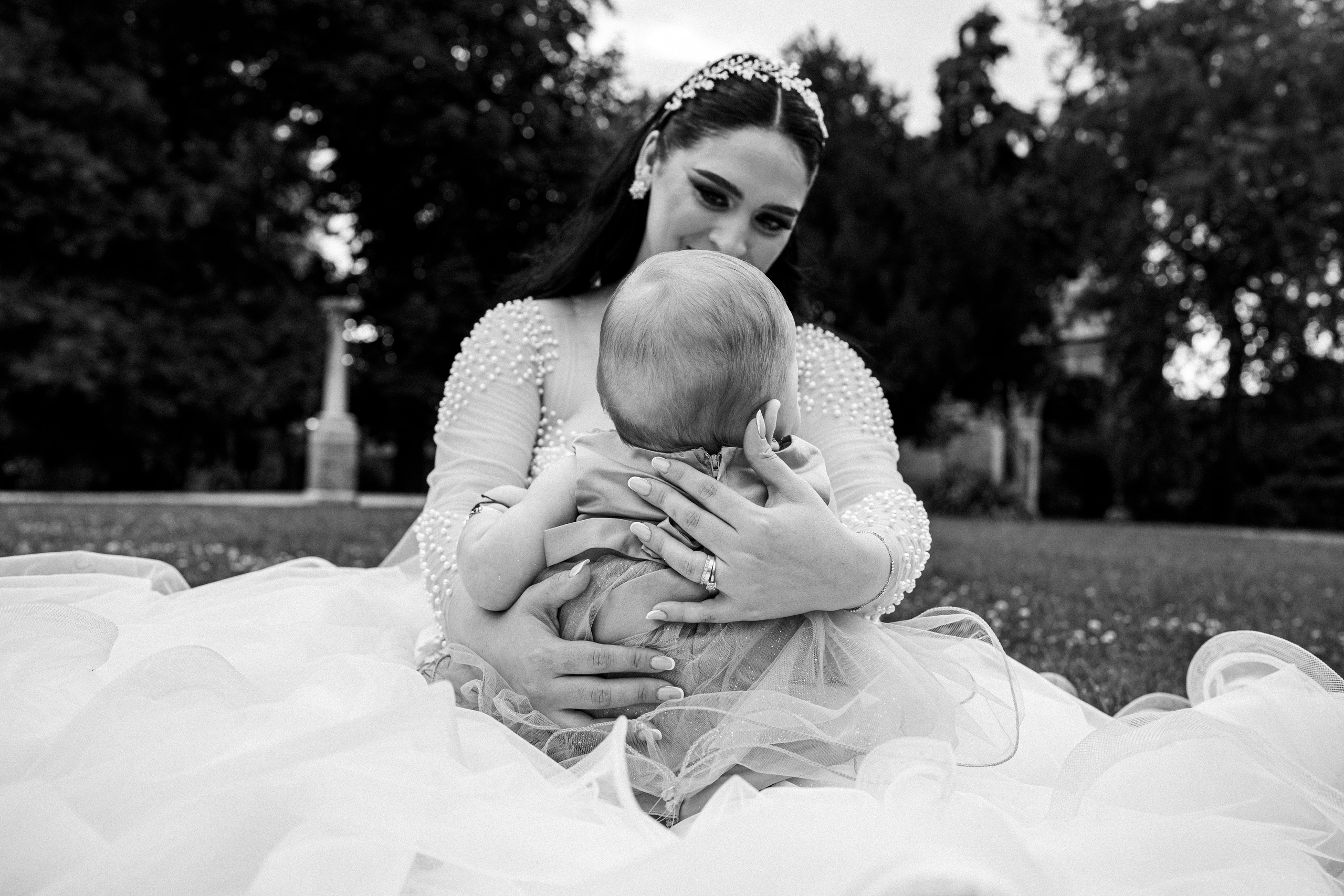 Nuntă - Gabriela și Alexandru. ALB — Alexandru-Laurențiu Bîrsan | Fotograf în București