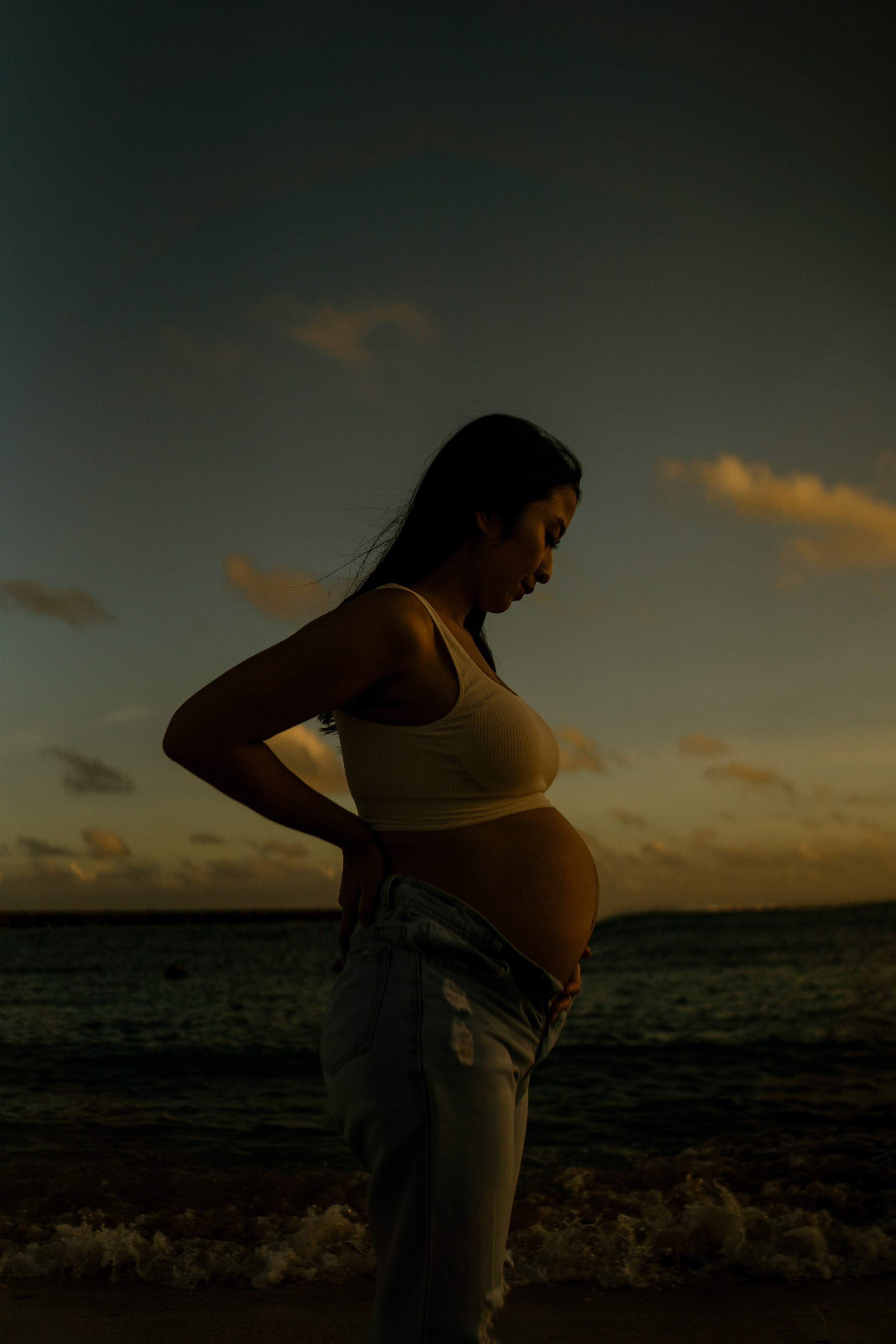 Aldo & Aldys Maternity Photoshoot. Female Photographer in Bali