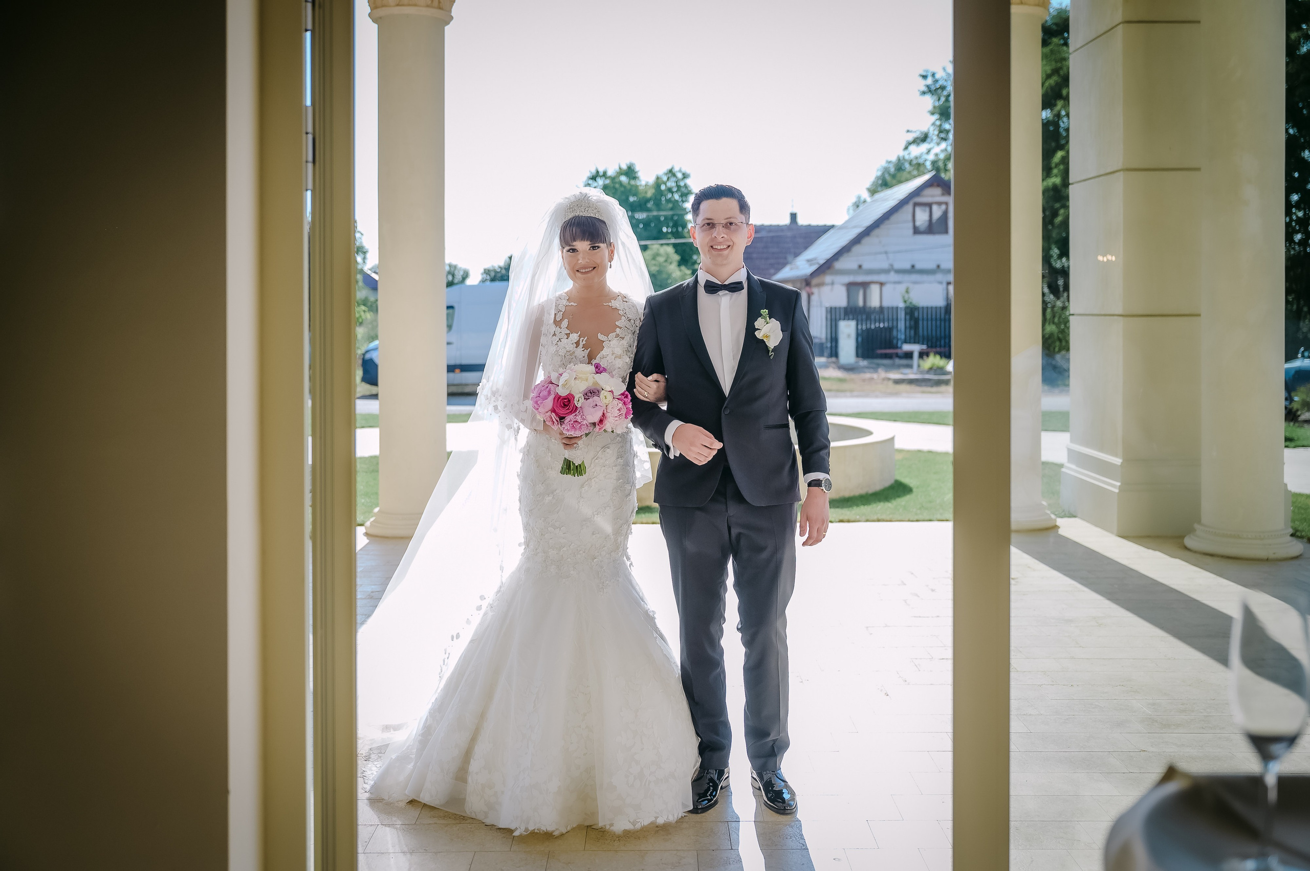 Aura & Sergiu Wedding | Elegant Love Story