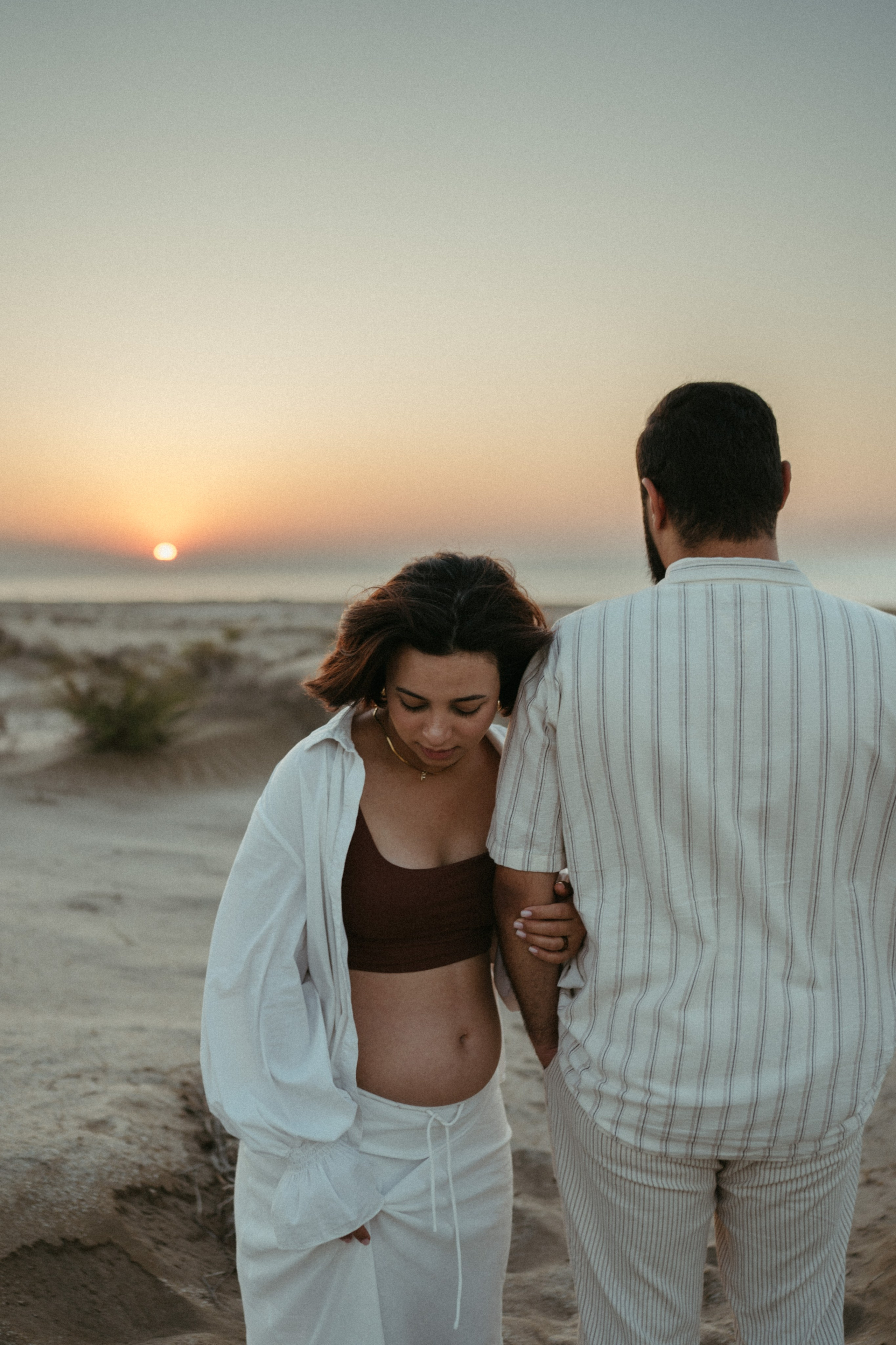 Expecting Javad. Family photographer in Saudi Arabia