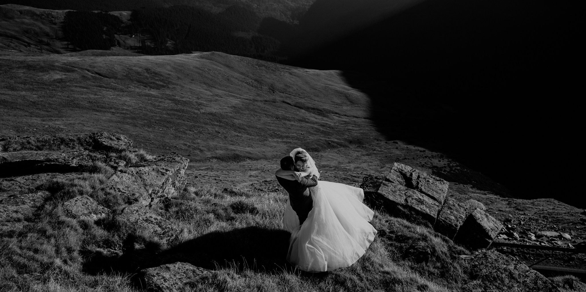 Fotograf de nunta Valcea. Fotografie & Videografie Nunta