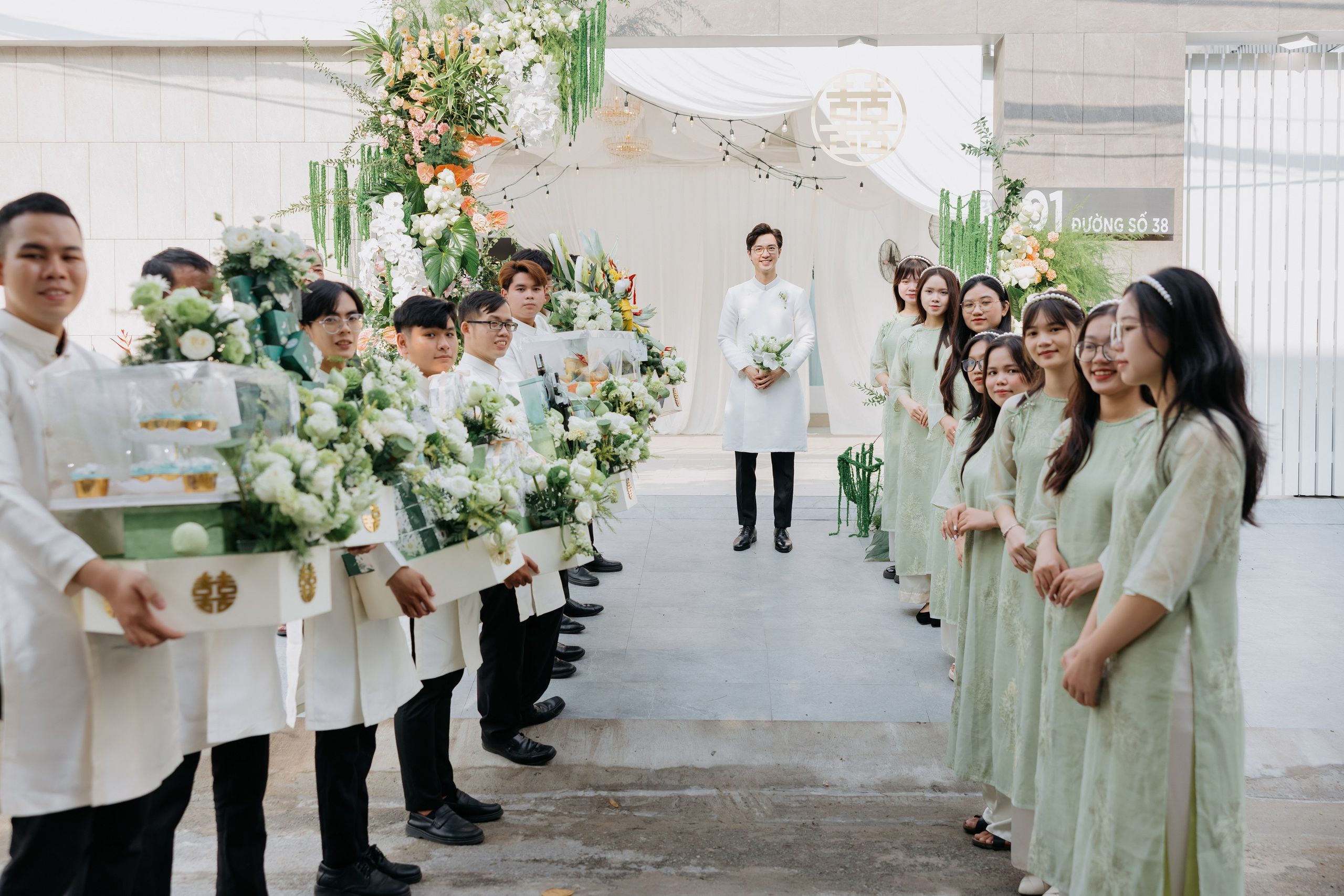 TRINH & MINH / Engagement 11.10.2024. Nhiếp ảnh gia đám cưới hàng đầu tại Thành Phố Hồ Chí Minh