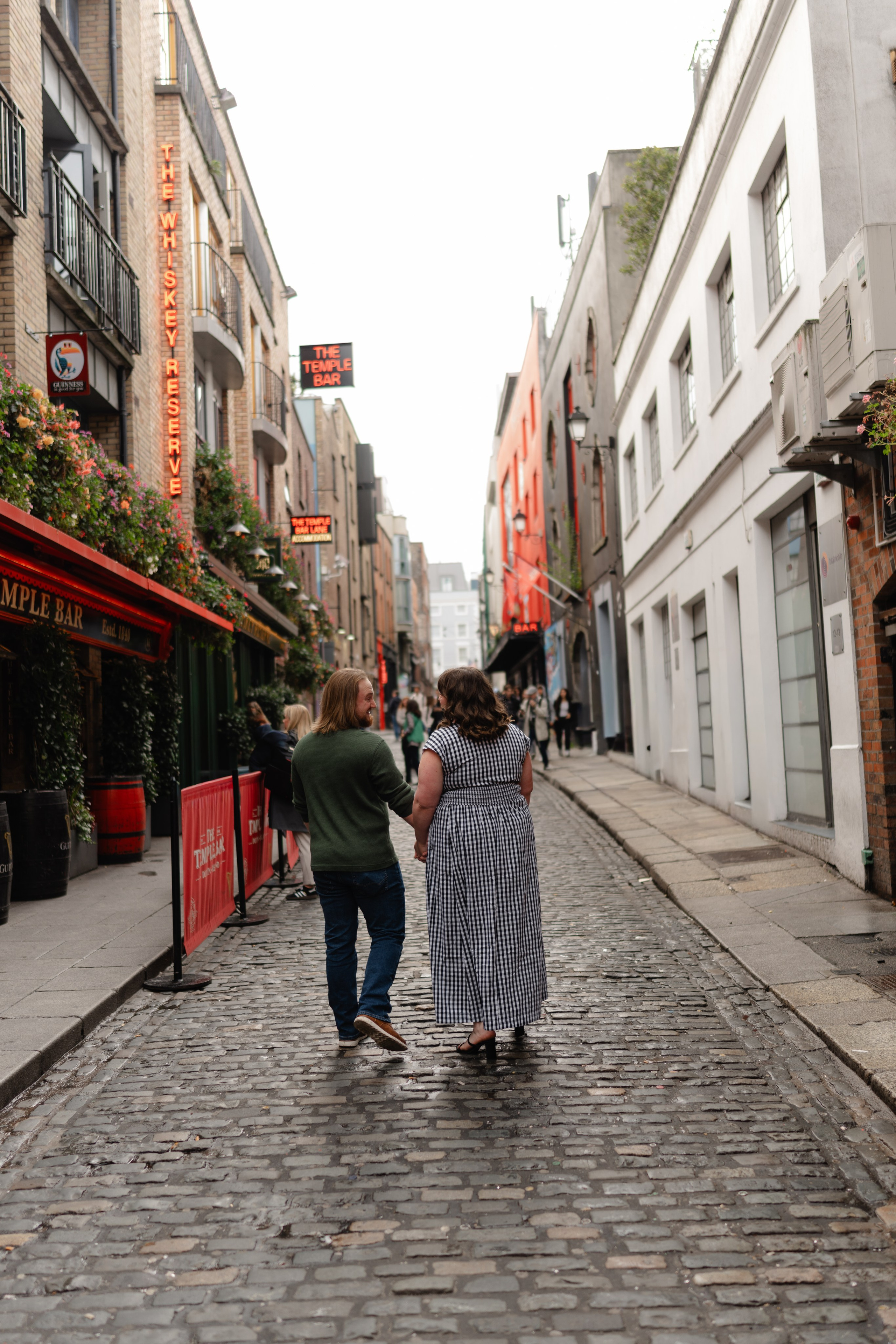 Proposal in Dublin. Candid Photographer in Ireland | Authentic Wedding Photography Miruna Daiana