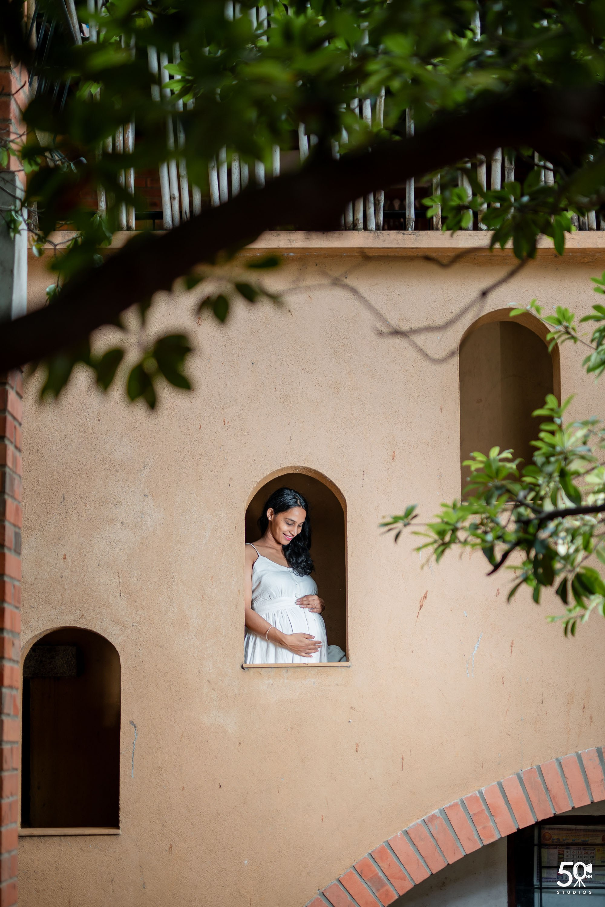 MATERNITY AND BABY SHOOTS. 50mm STUDIOS
