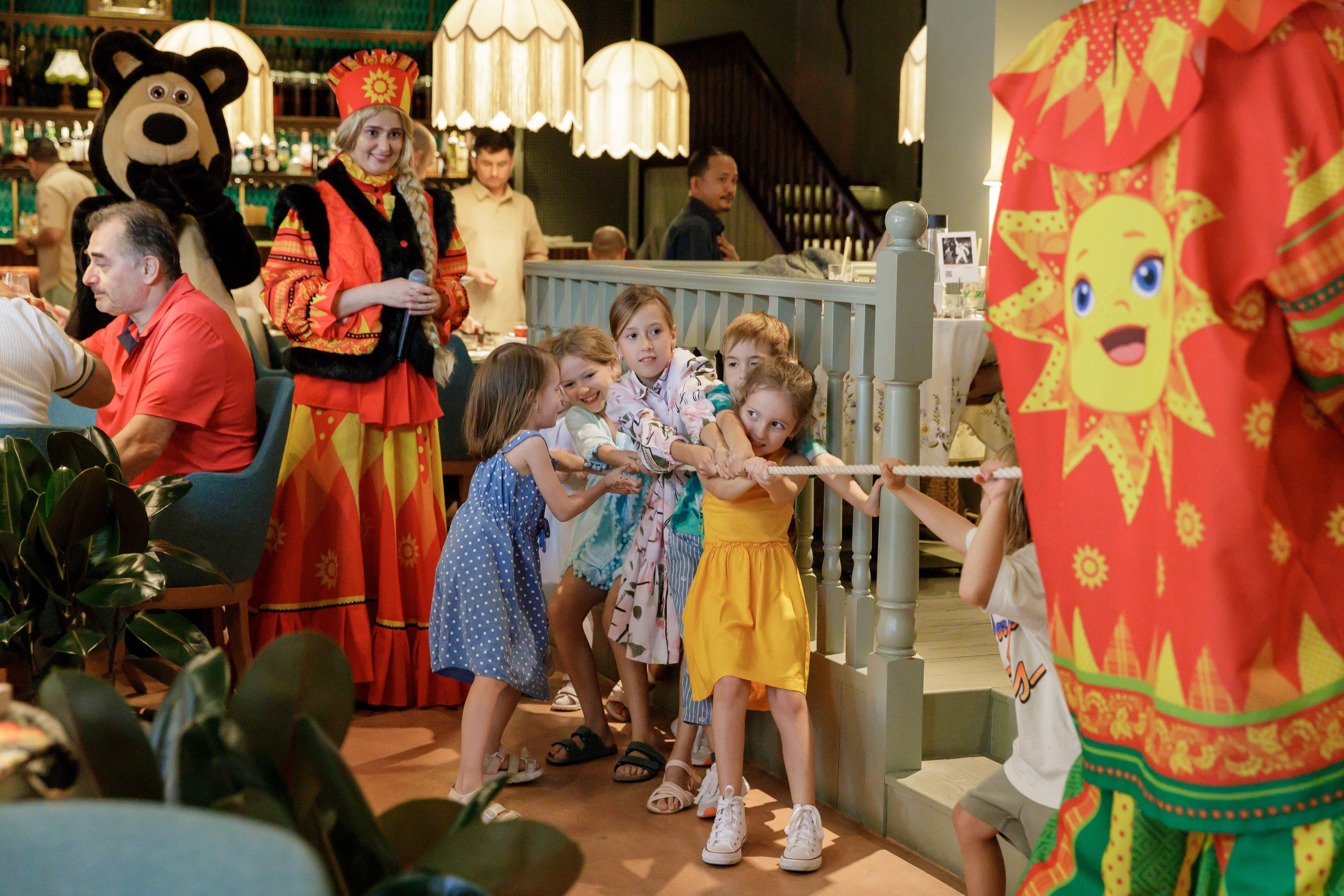 Maslenitsa at Babushka Restaurant, Dubai 2024. Photographer Anna Curly | Weddings and Events in Dubai