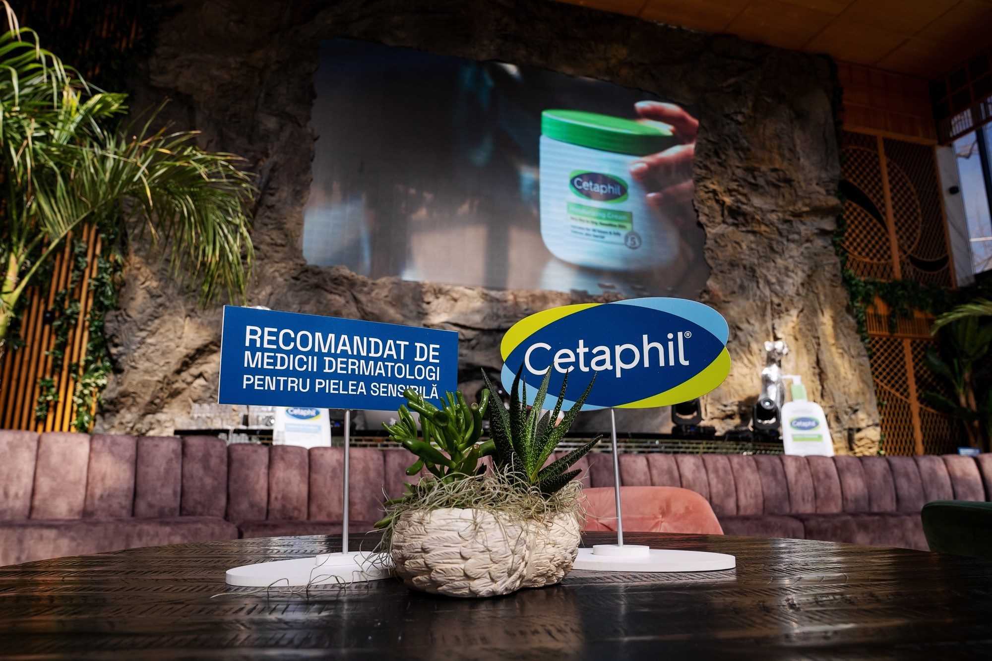 Fotografie Corporate Specializat in Lansări Produs si Serviciu. Fotograf Corporate Business