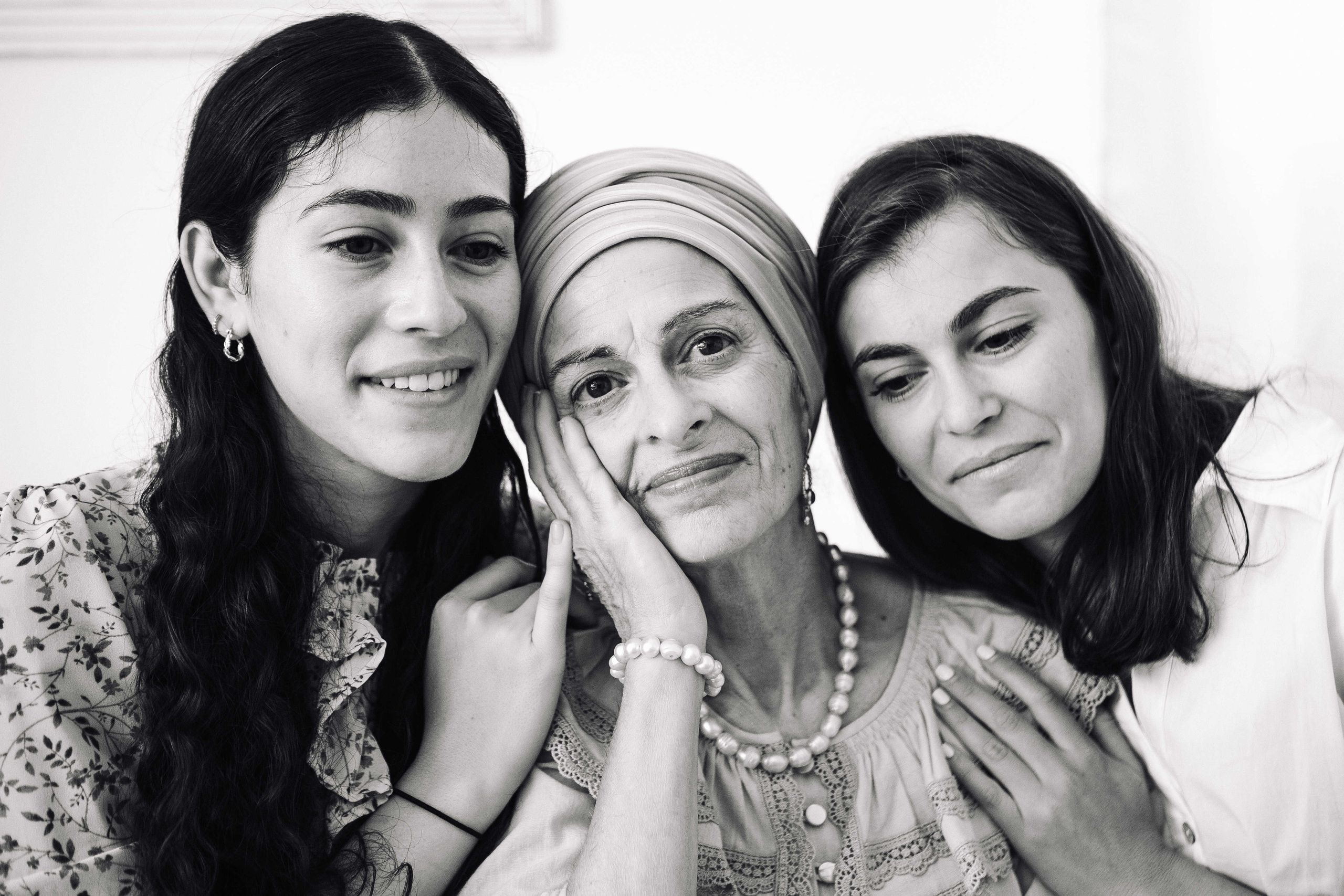 MAALE ADUMIM, HOME PHOTO SESSION + DESERT. Https://shi-photo.com/