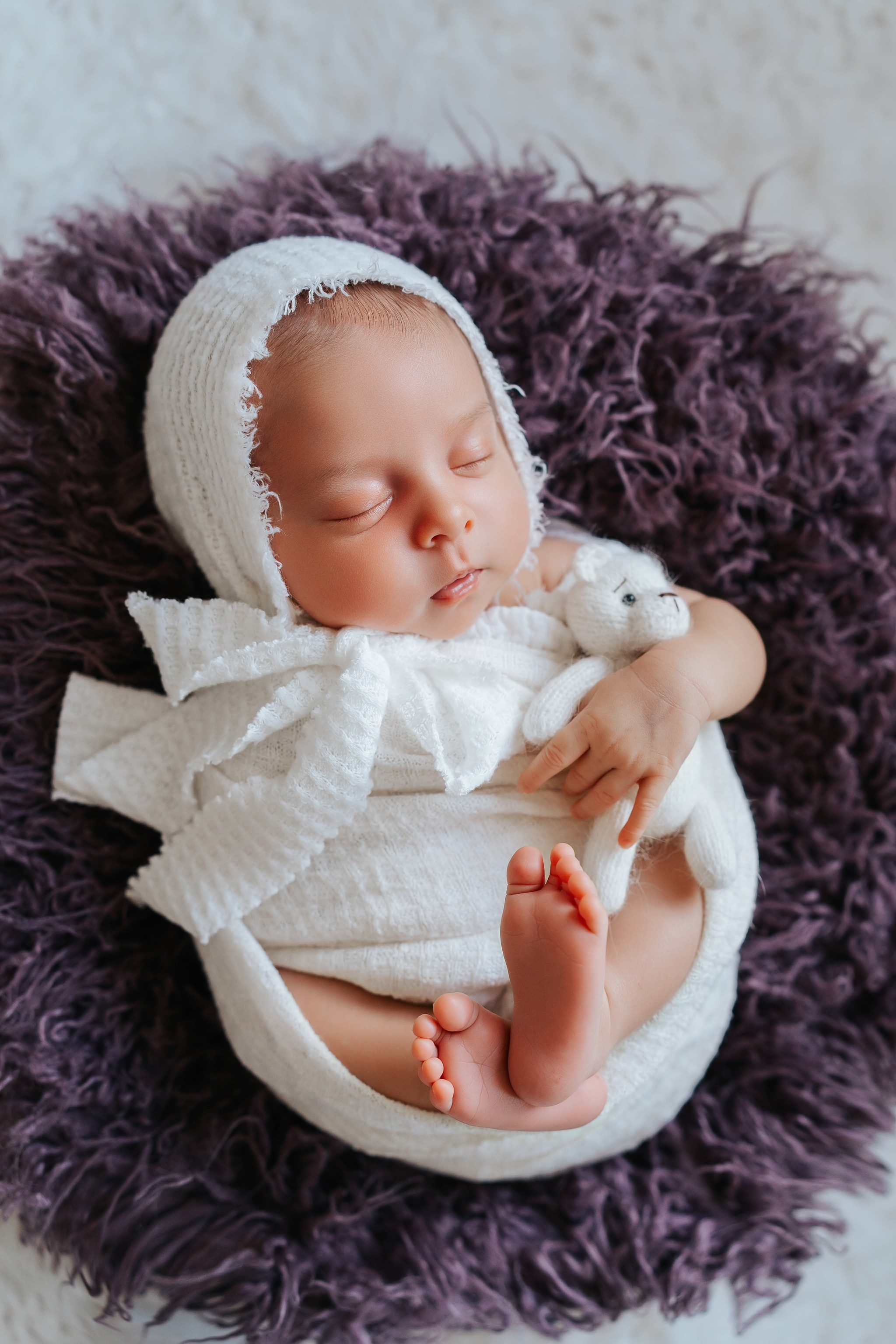 Newborn. Family and kids photographer Anastasiya Hanush in Massachusetts