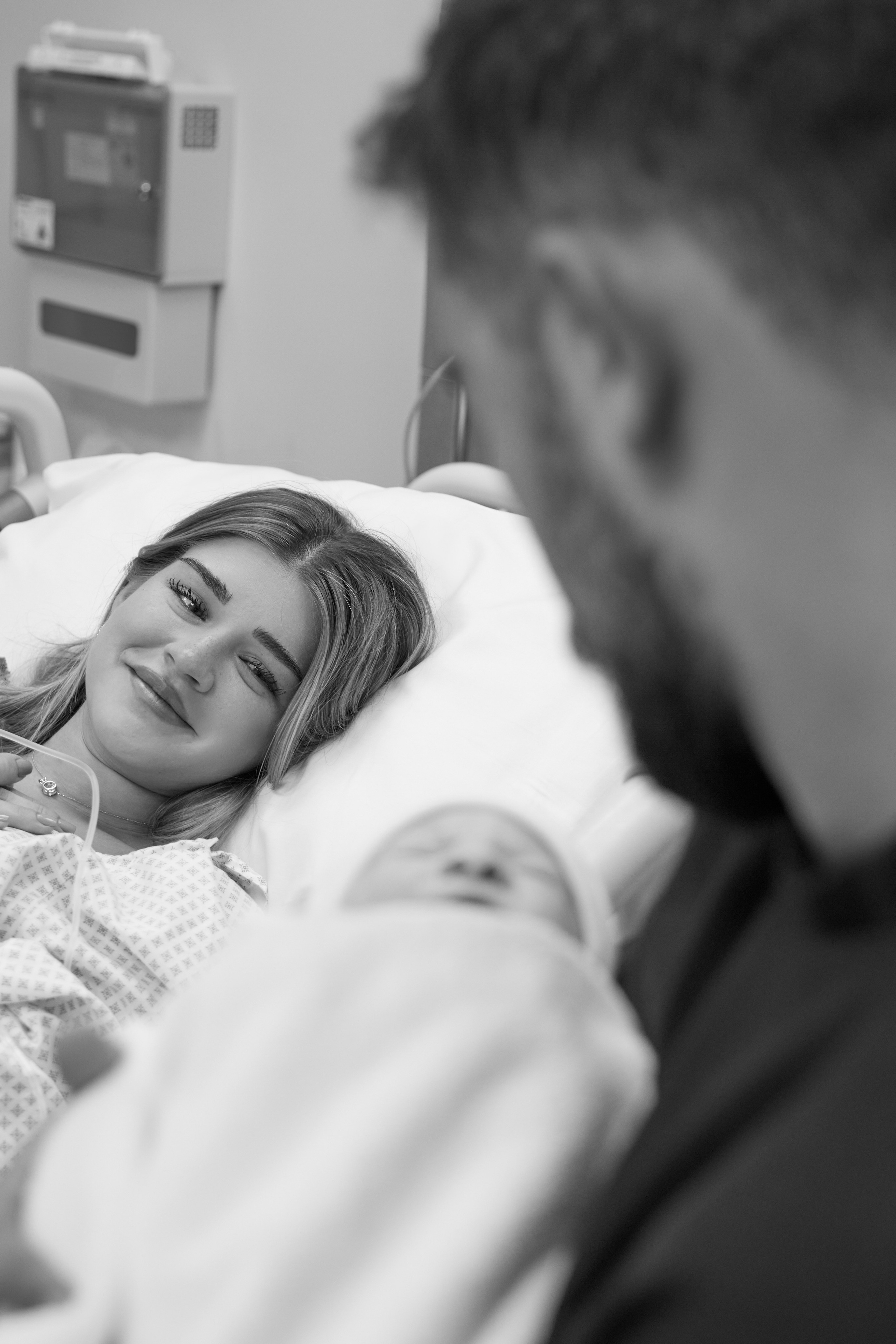 Maternity & Birth Photographer in Dubai | Alexandra Lasheva