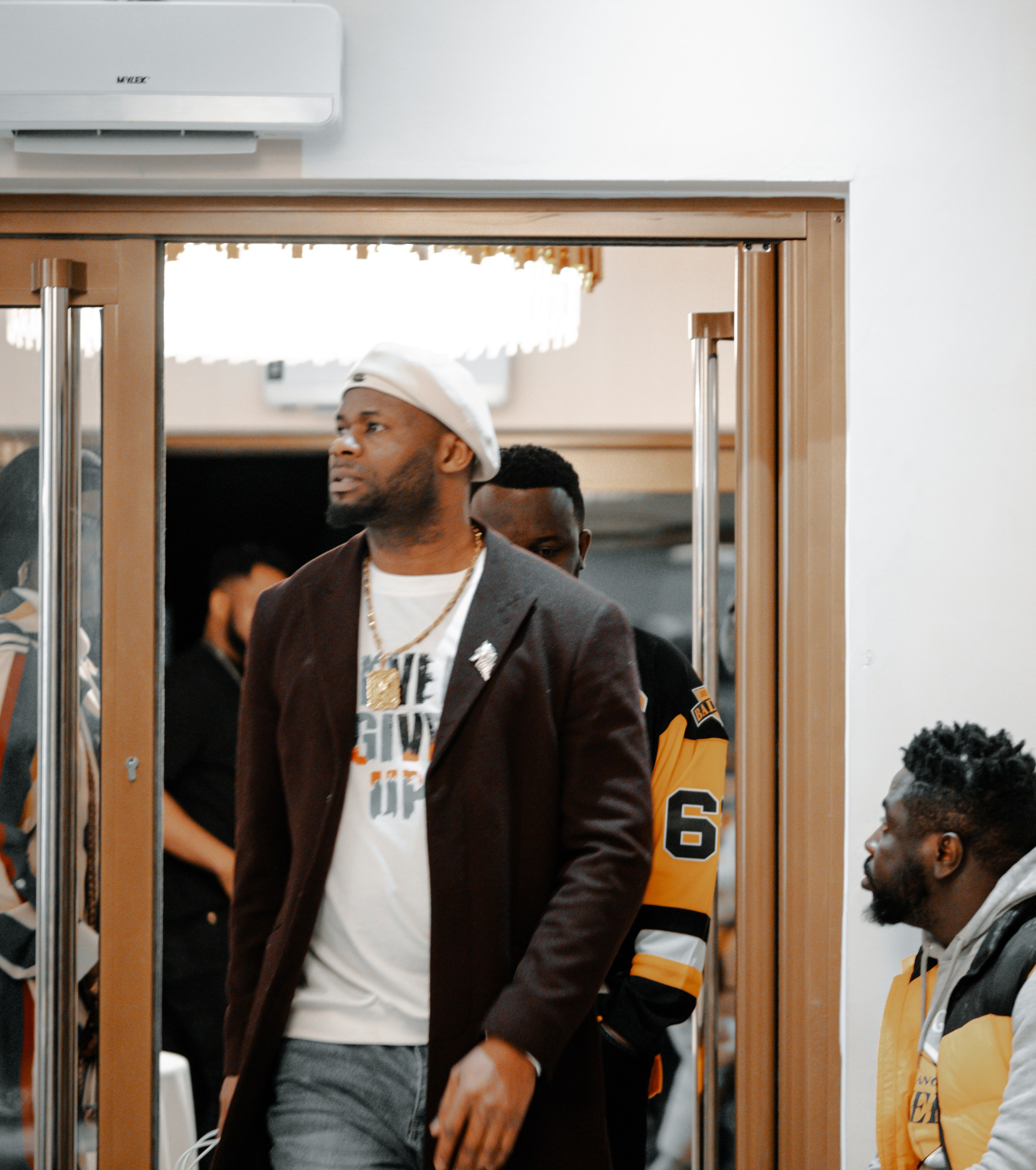 Sabinus Live in Birmingham. Sola SLY | London Photographer and Videographer