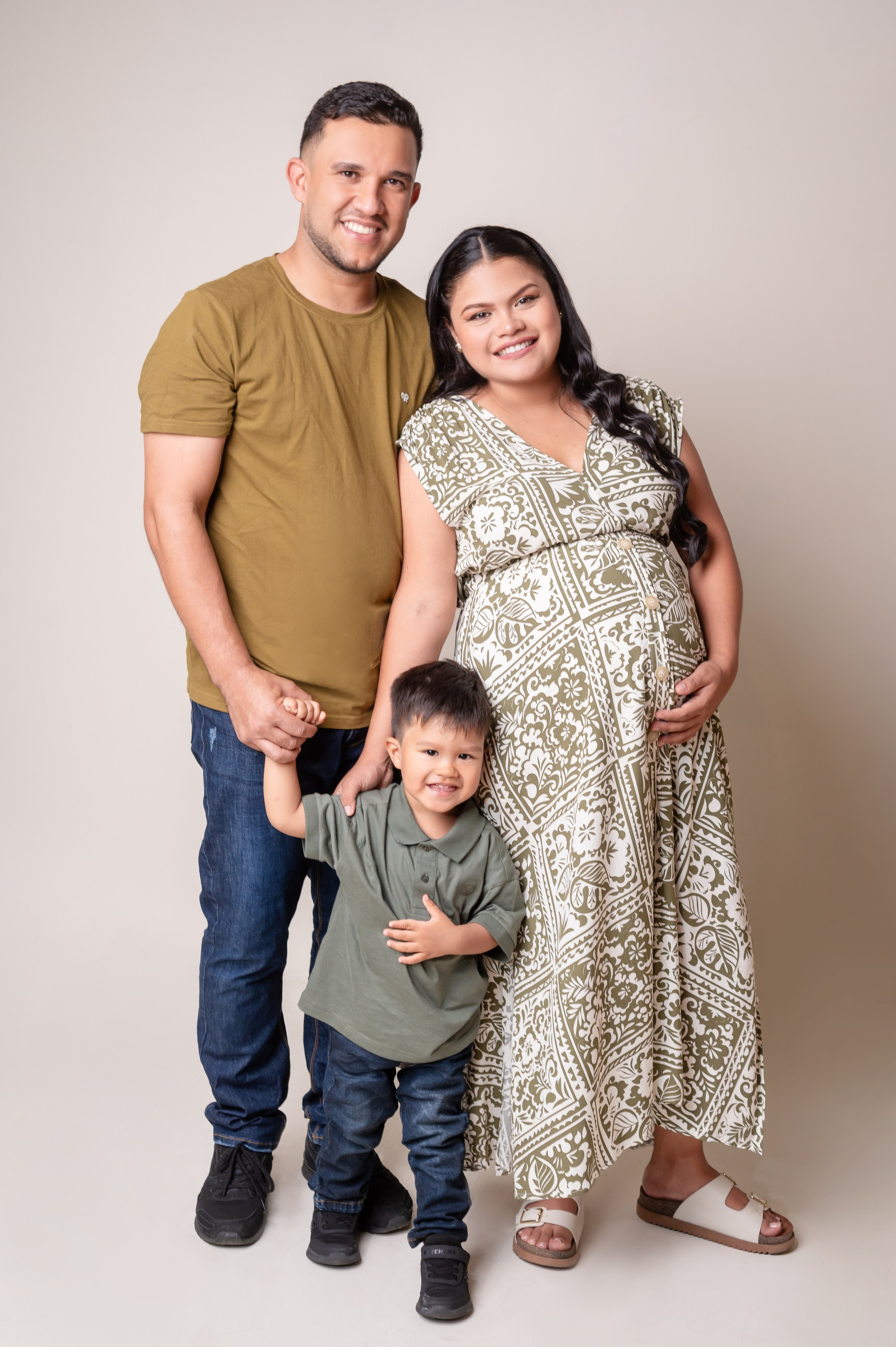 Fotos de estudio con Familias!. Www.dresalgadophoto.com