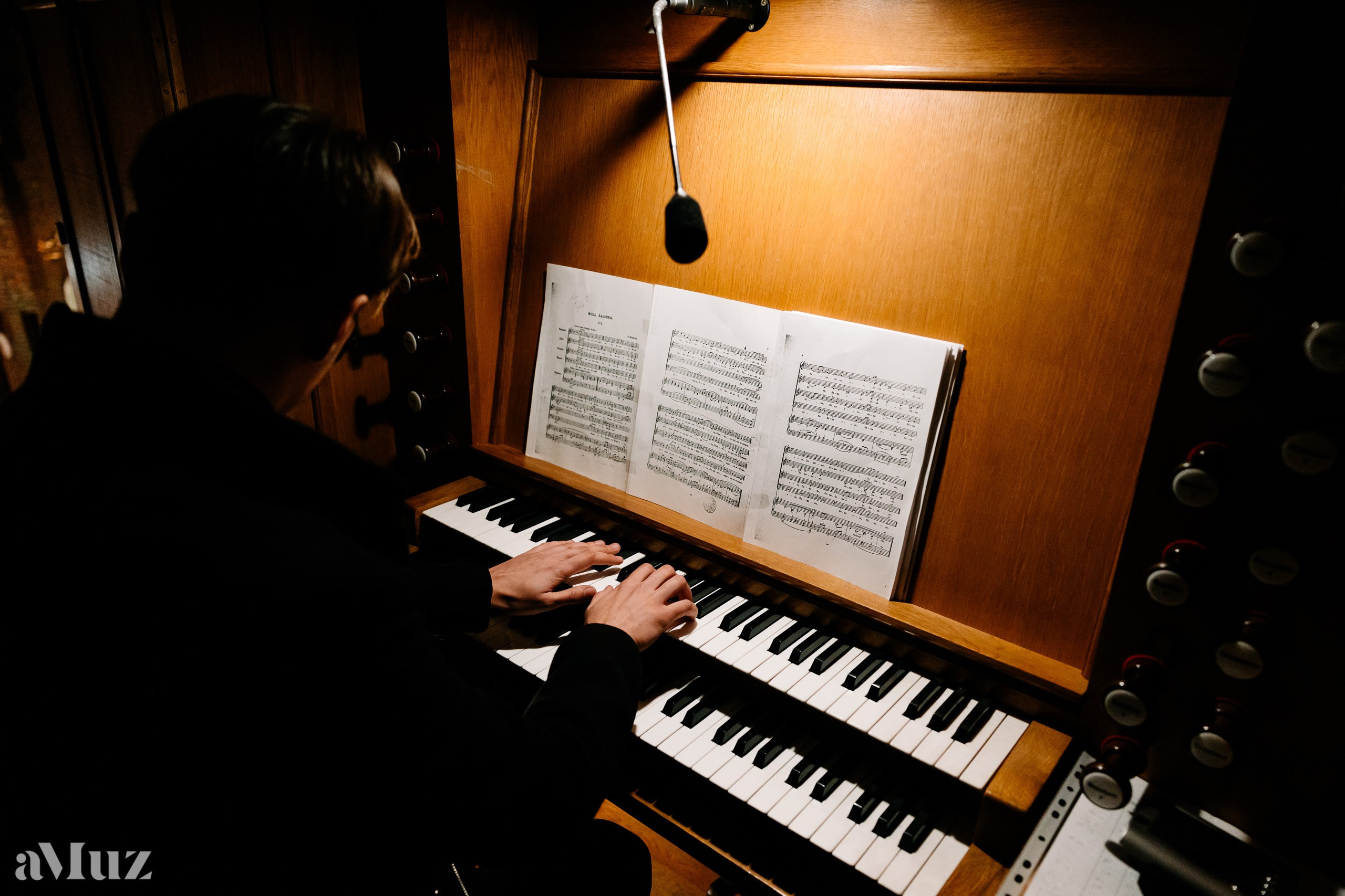 Parafia rzymskokatolicka pw. Św. Barbary Gdańsk. Fotograf Ślubny Warszawa - Sesje Biznesowe Rodzinne Eventy