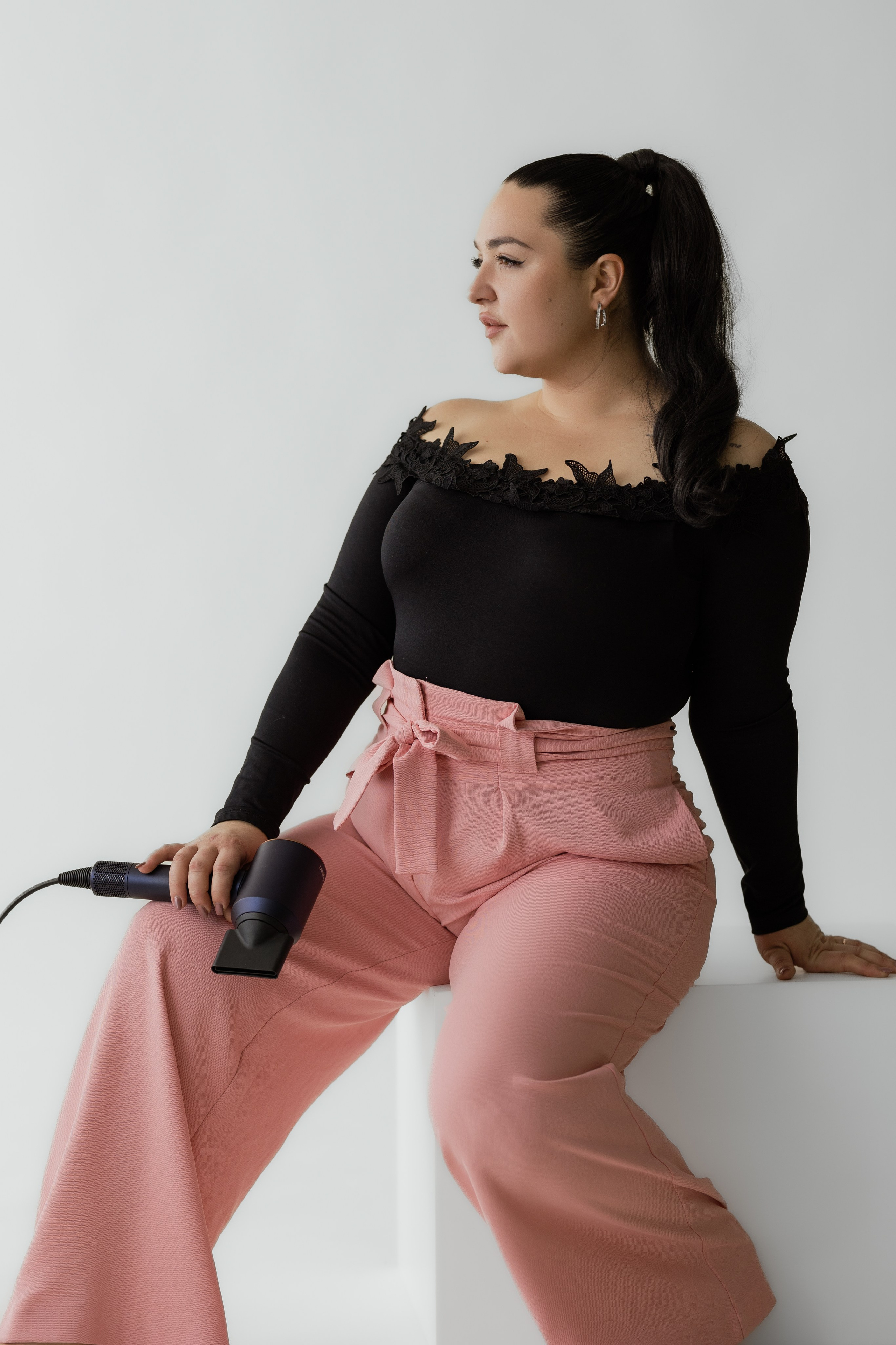 Viktorijos asmeninė, profesinė fotosesija fotostudijoje Marijampolėje