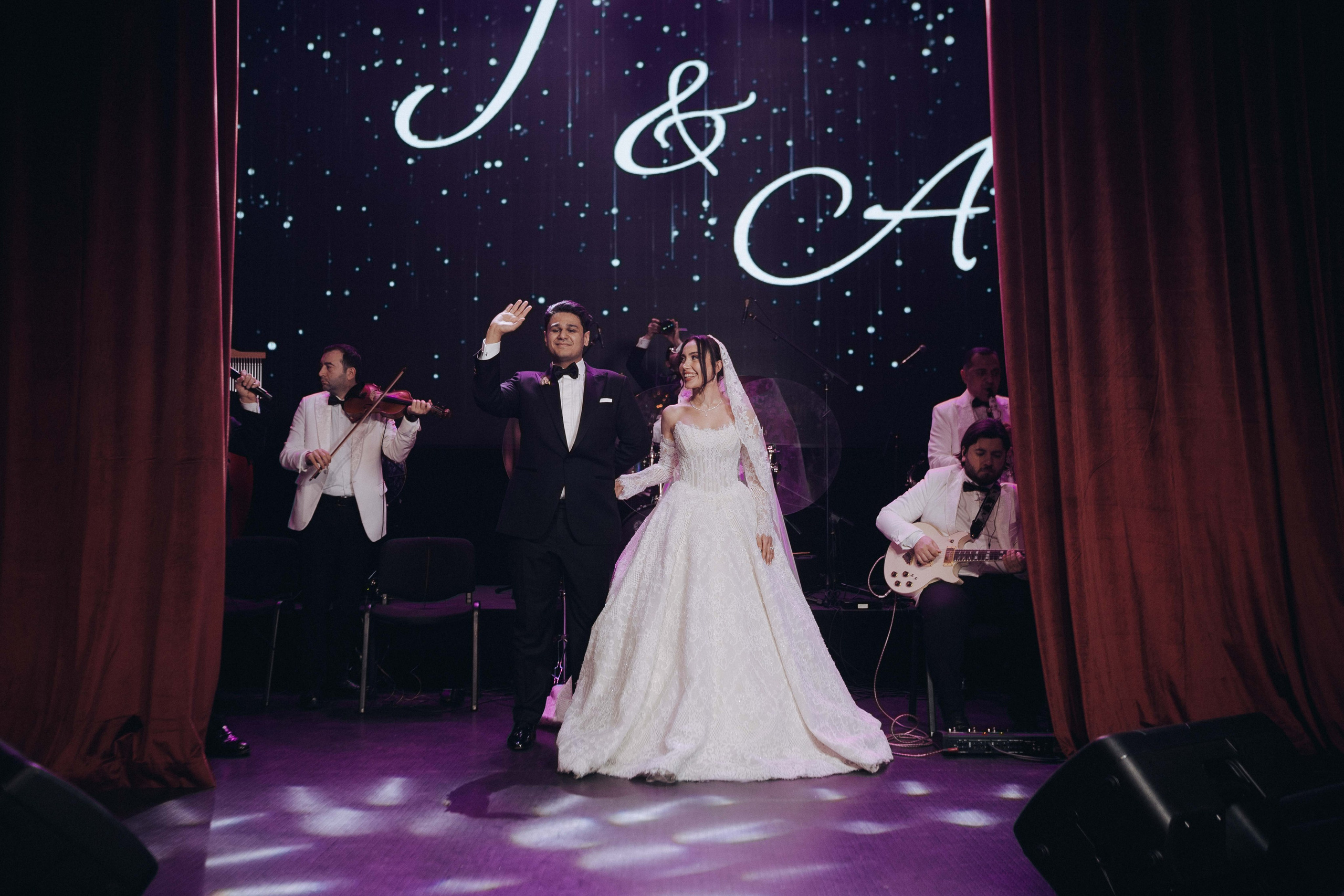 JAVID&AYSEL. Wedding&Event photographer Ismail Rzayev in Baku