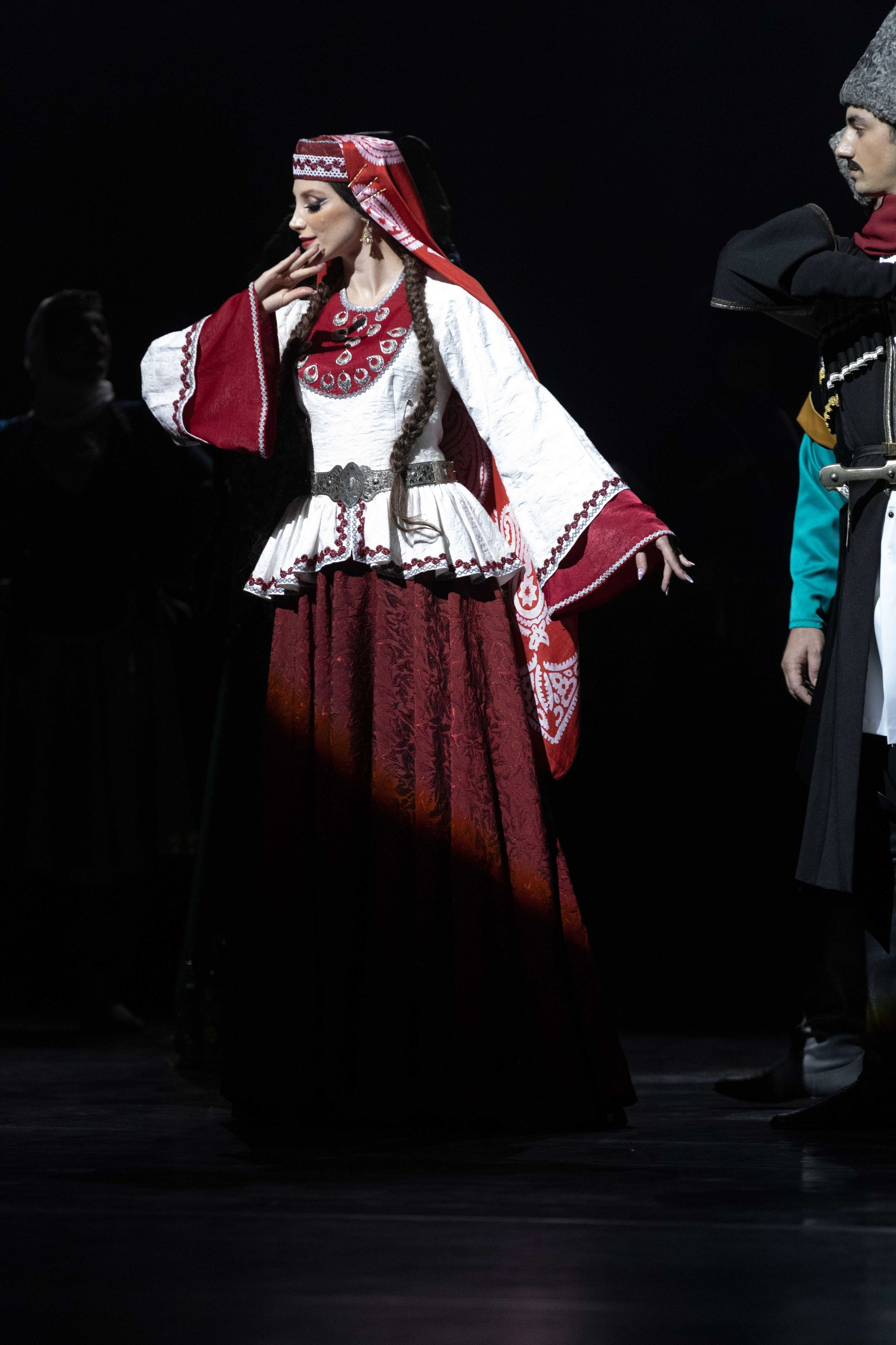 STATE DANCE ENSEMBLE. Wedding&Event photographer Ismail Rzayev in Baku